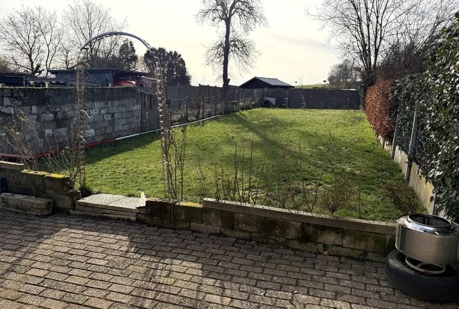 2 Woningen met diepe tuin, rustig gelegen op 2km van de Grote Markt van Tongeren foto 3
