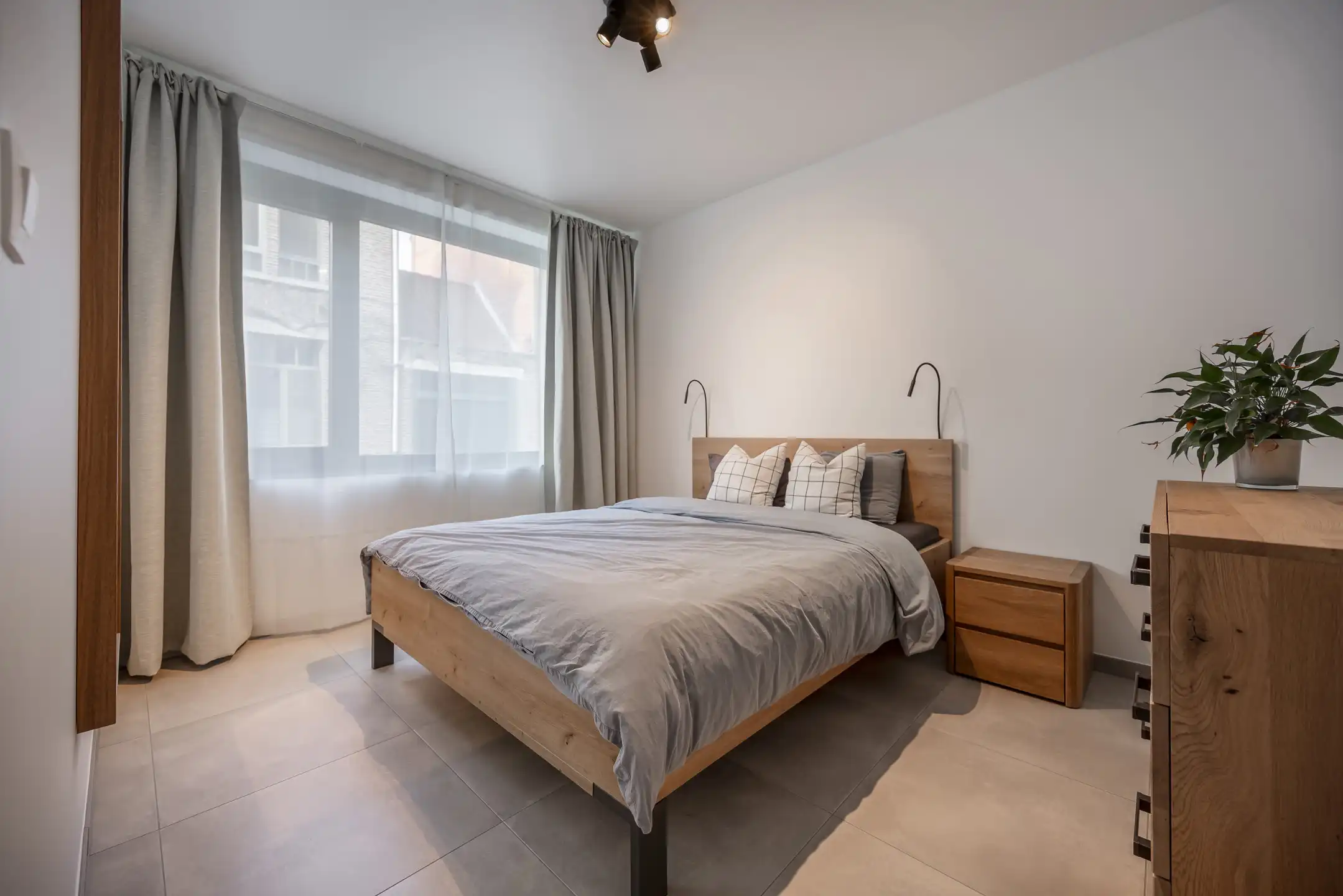 Modern en lichtrijk appartement te koop in hartje zandhoven foto 6