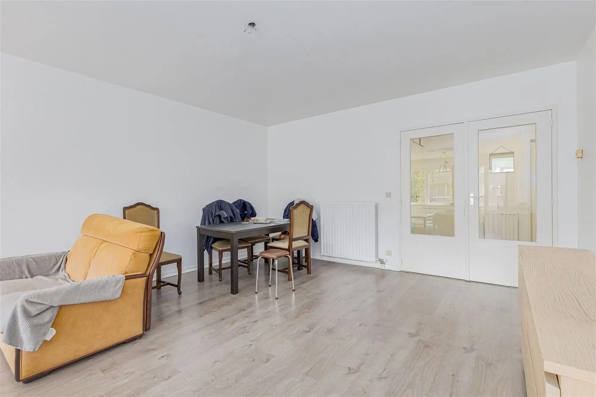 Ruim appartement met 2 slpk + terras te koop in Mortsel foto 3