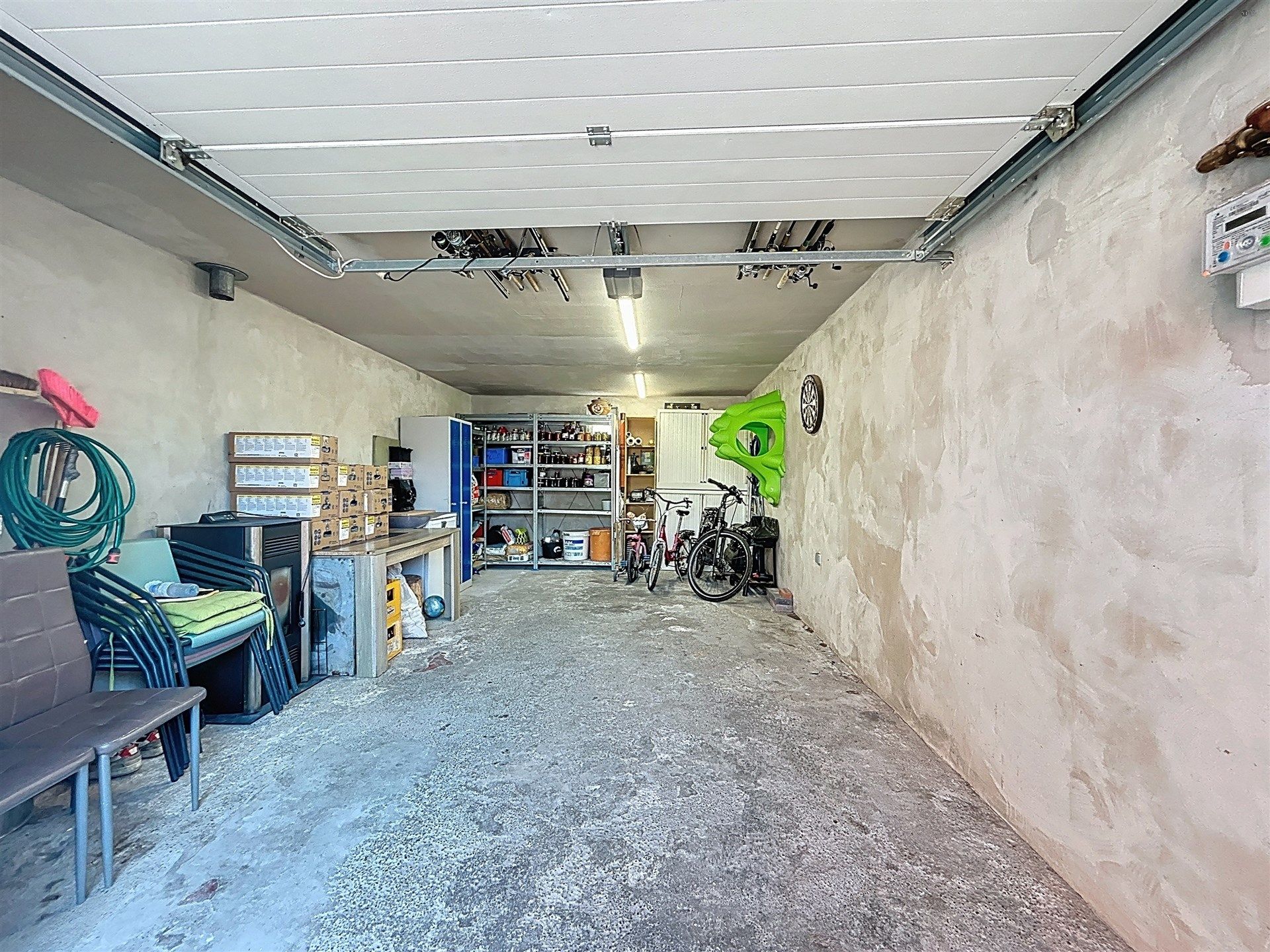 Gerenoveerde half open bebouwing met garage op toplocatie foto 18