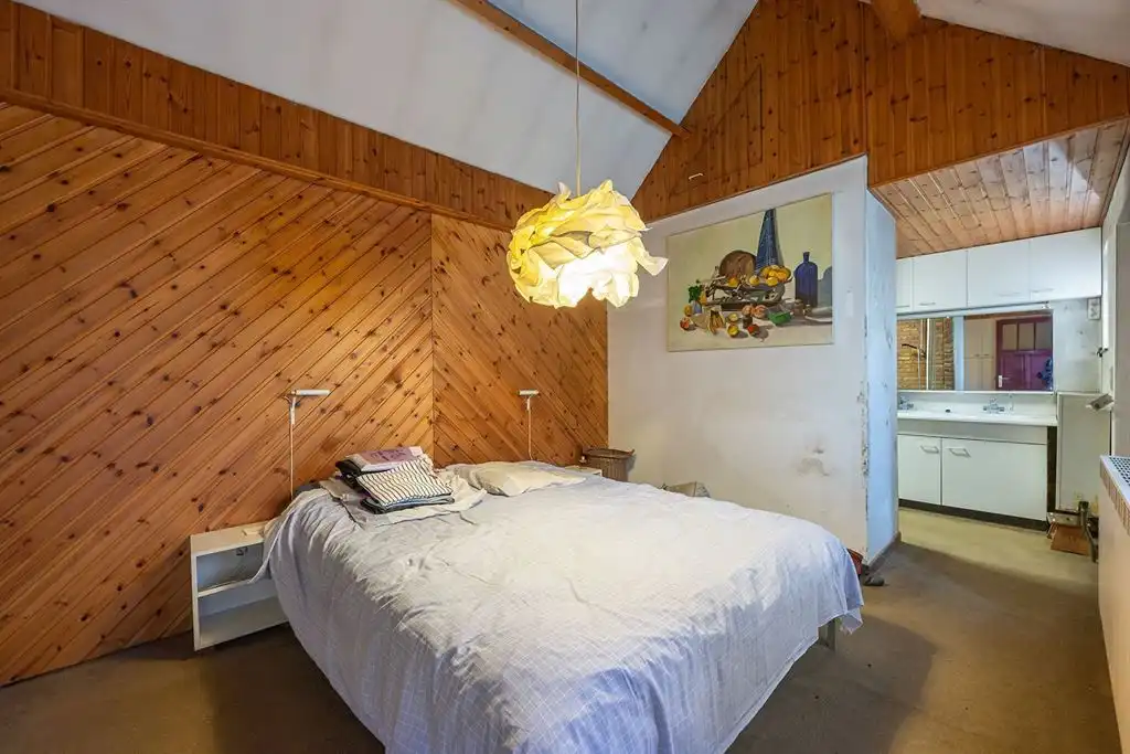 Te renoveren dorpswoning in doodlopende straat foto 7