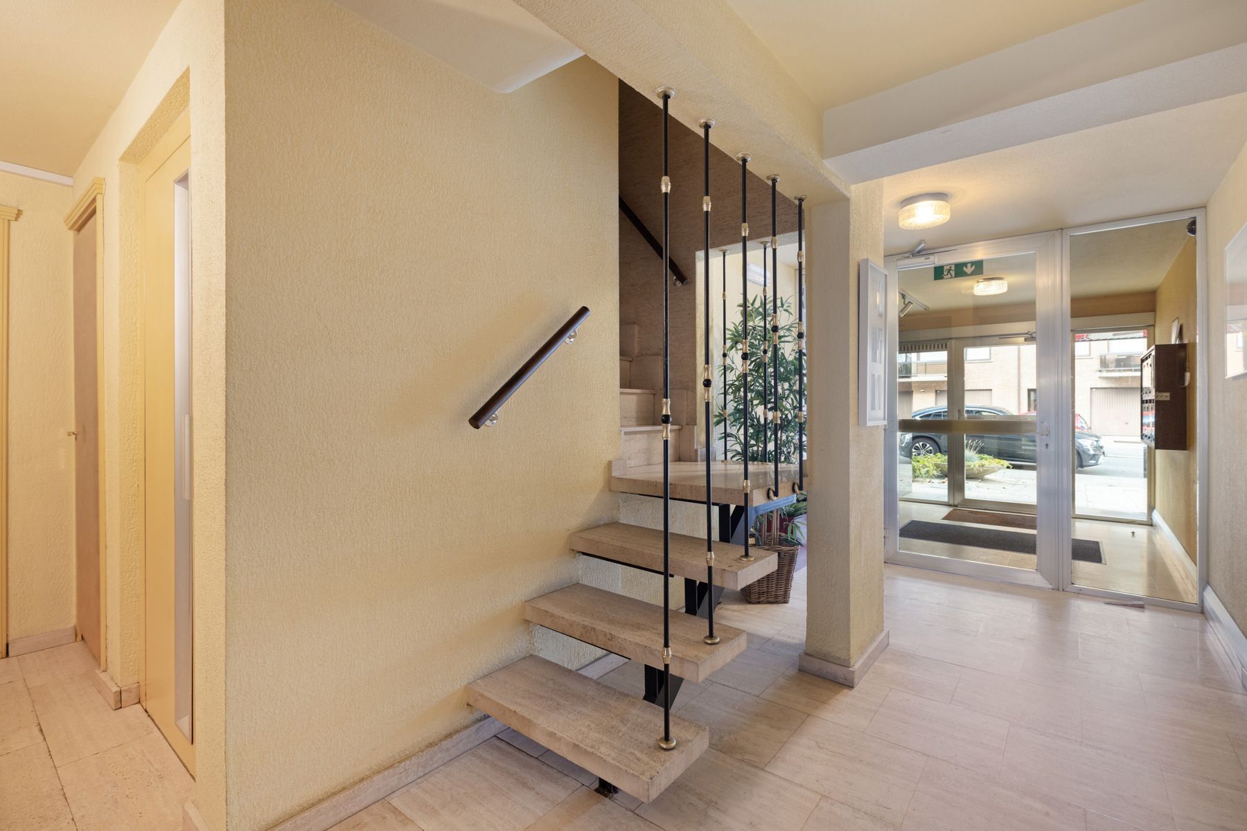 RUSTIG GELEGEN APPARTEMENT + GARAGE TE KOOP IN REGIO ZELLIK foto 21