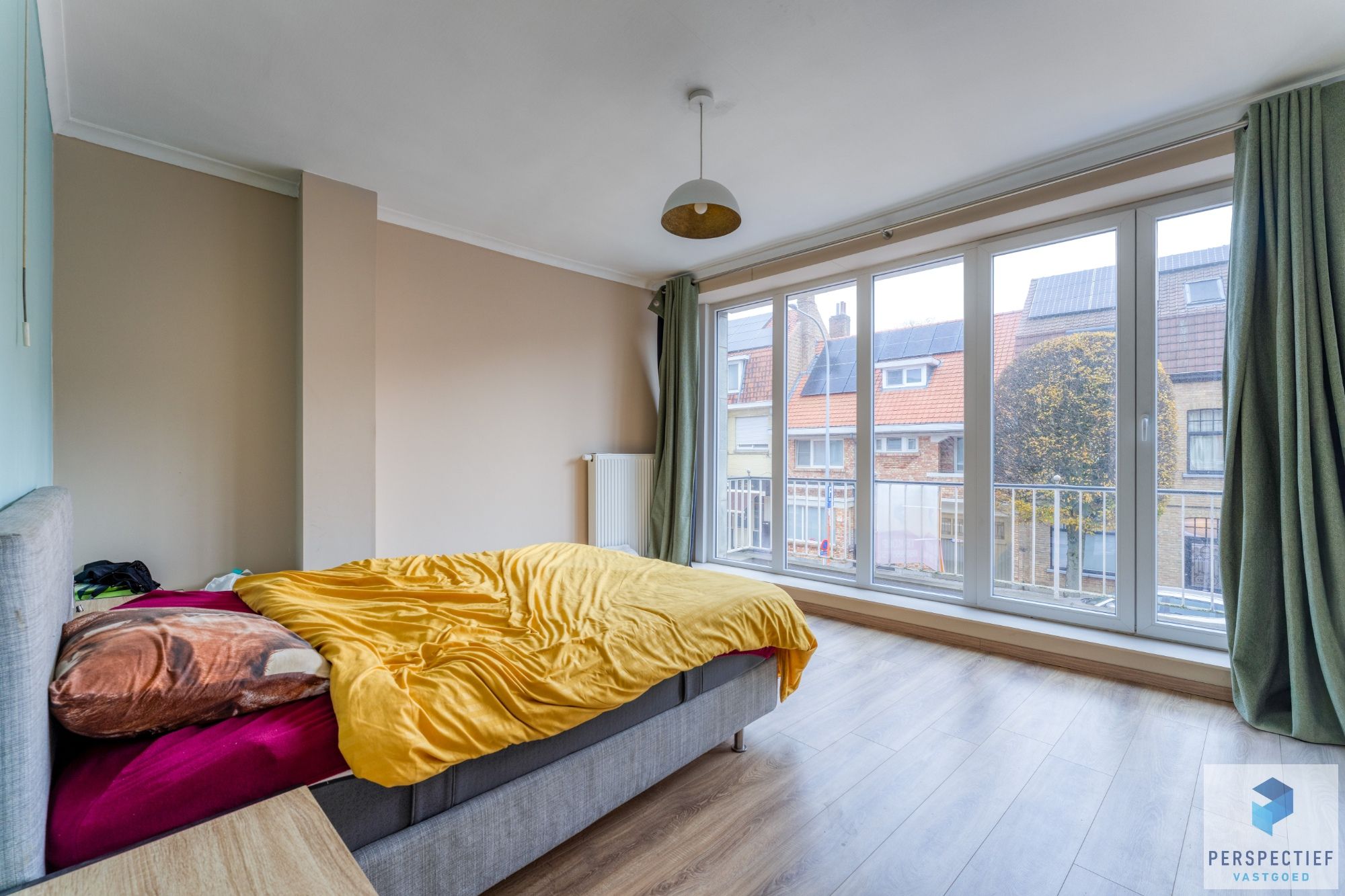 Gerenoveerde woning met tuin op toplocatie foto 9
