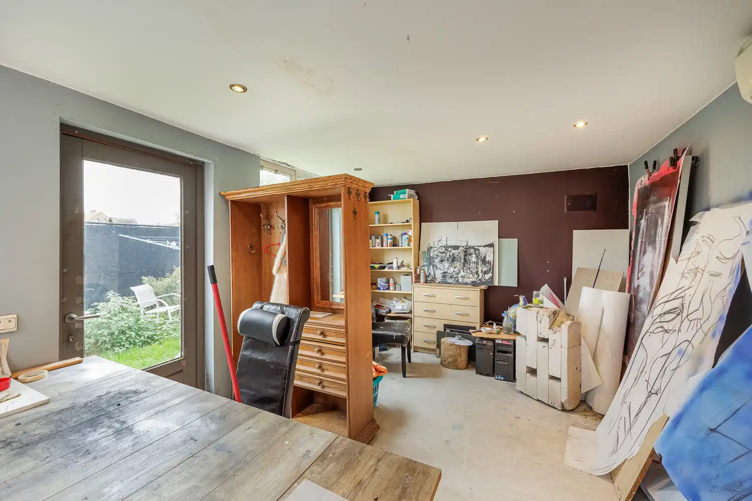 Ruime gezinswoning met 3 slk, tuin, garage en hobbykamer foto 14