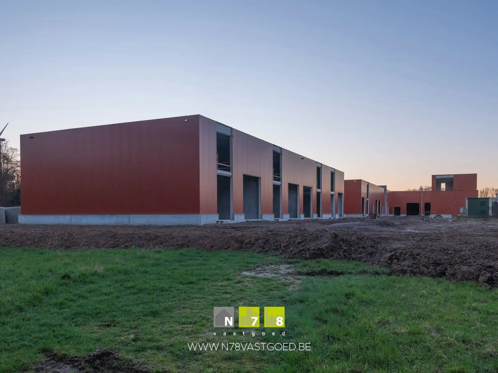 Bedrijfsvastgoed te koop foto {{pictureIndex}}