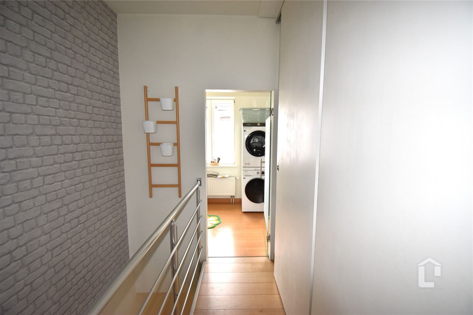 Instapklare, gerenoveerde woning tussen Wondelgem en Gent foto 4