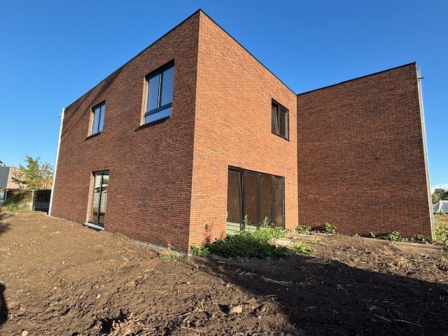 Nieuwbouwproject VITA VERDE - nieuwbouwwoning op 616 m² foto {{pictureIndex}}