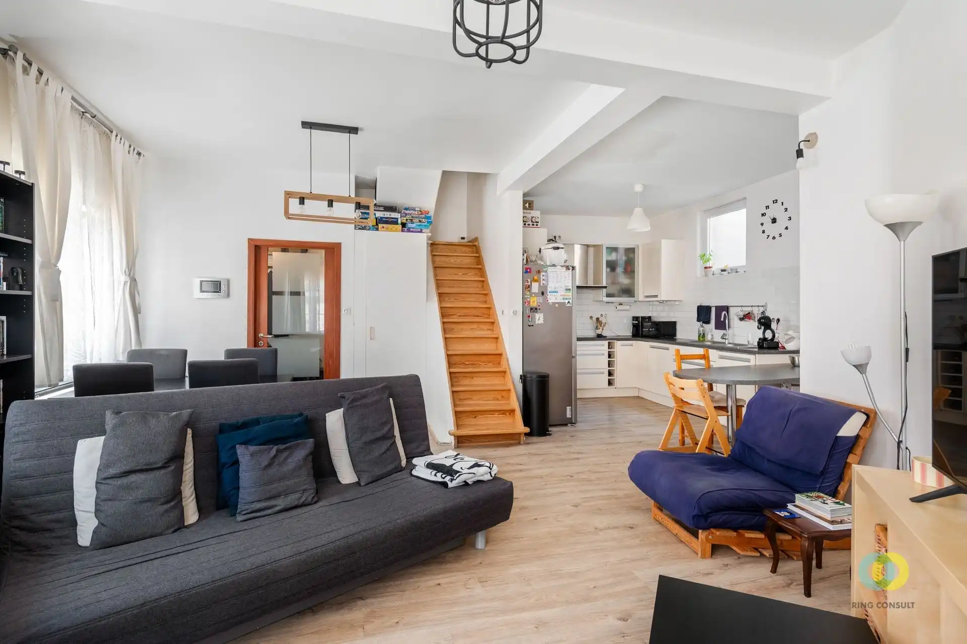 Instapklare woning met 3 slaapkamers en terras foto 2