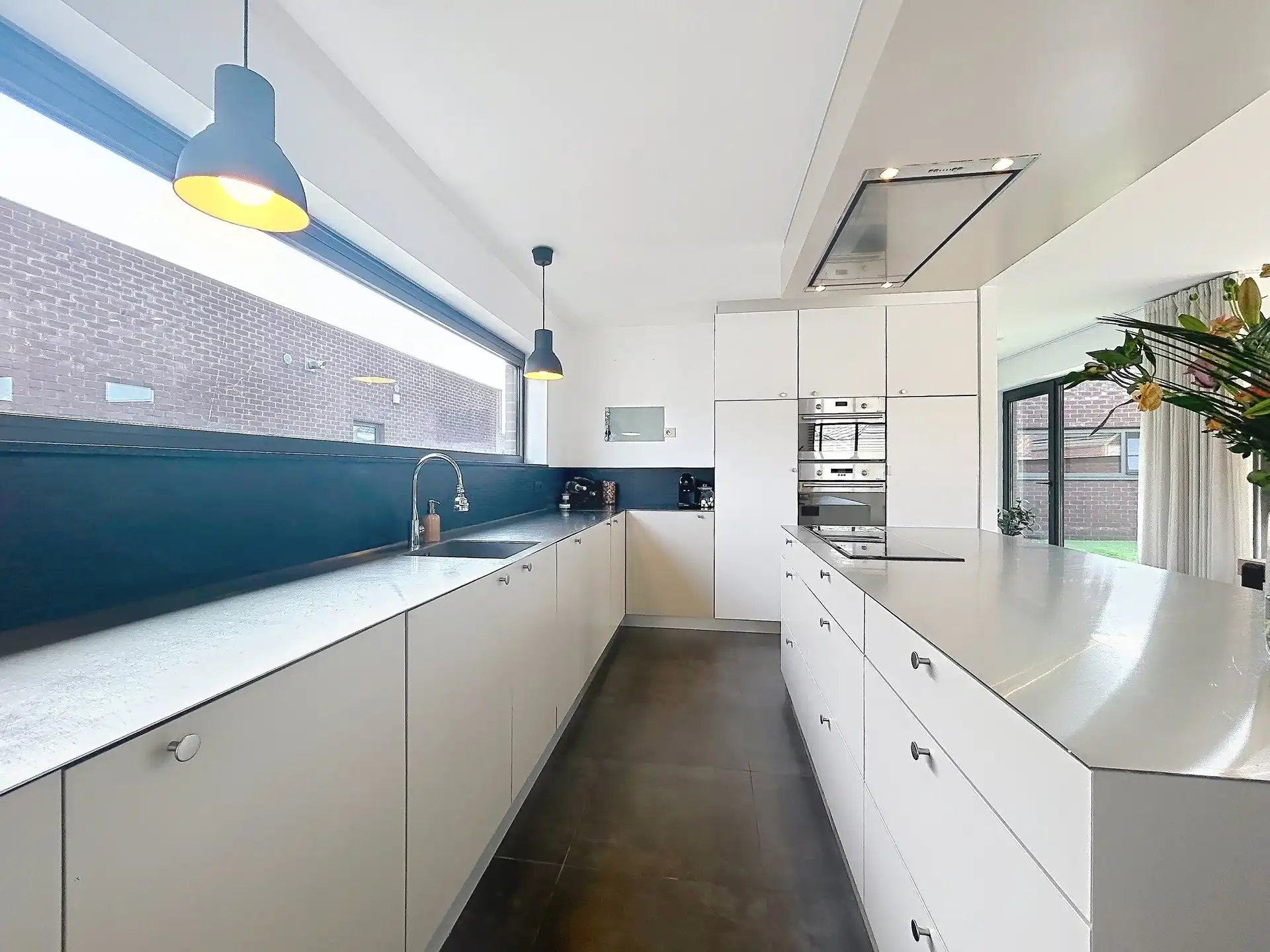 uniek penthouse met 3 slaapkamers, 3 bergingen en autostaanplaats op toplocatie  foto 4