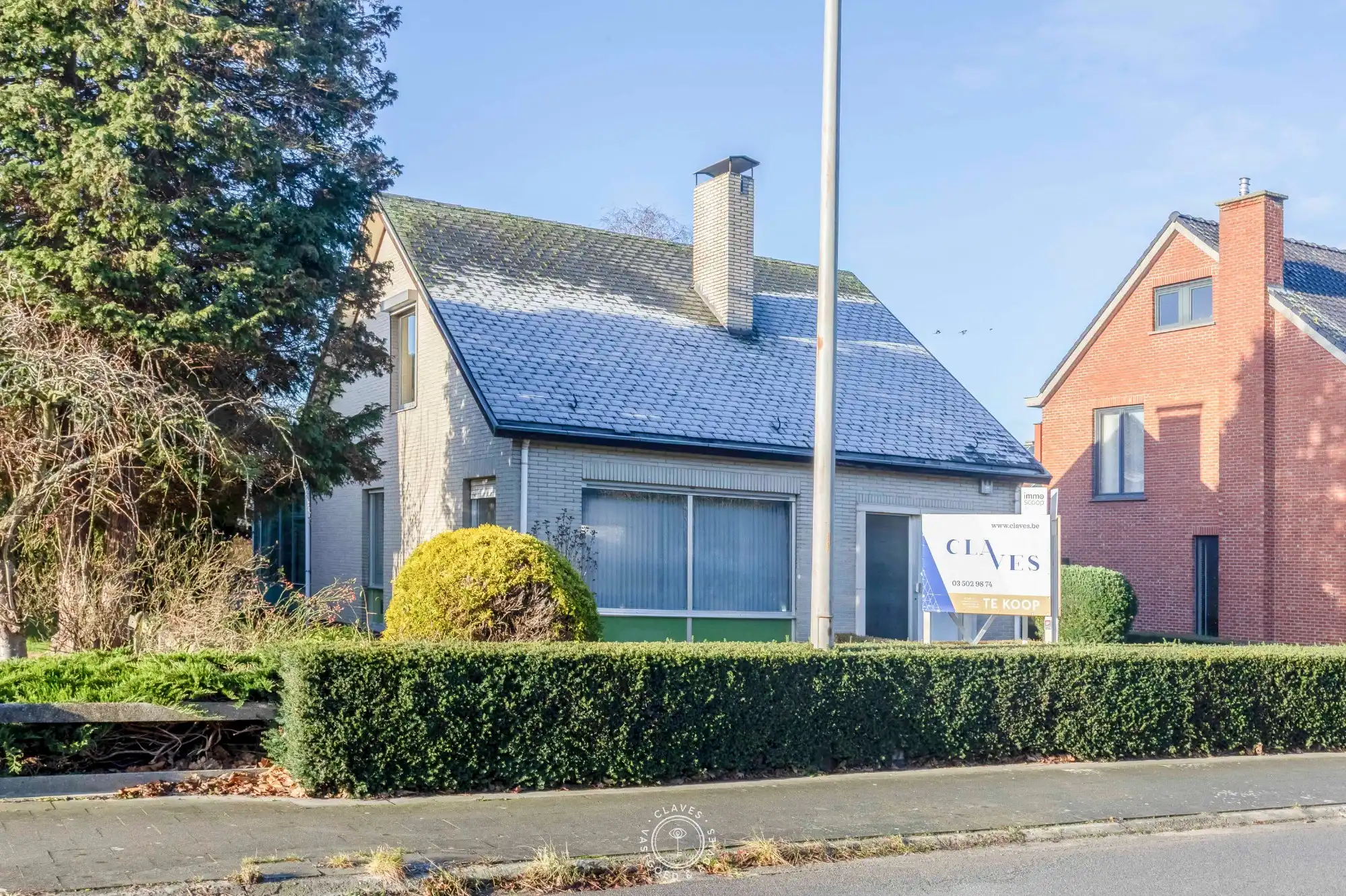 Hoofdfoto van de publicatie: Woning met renovatiepotentieel op gunstige locatie