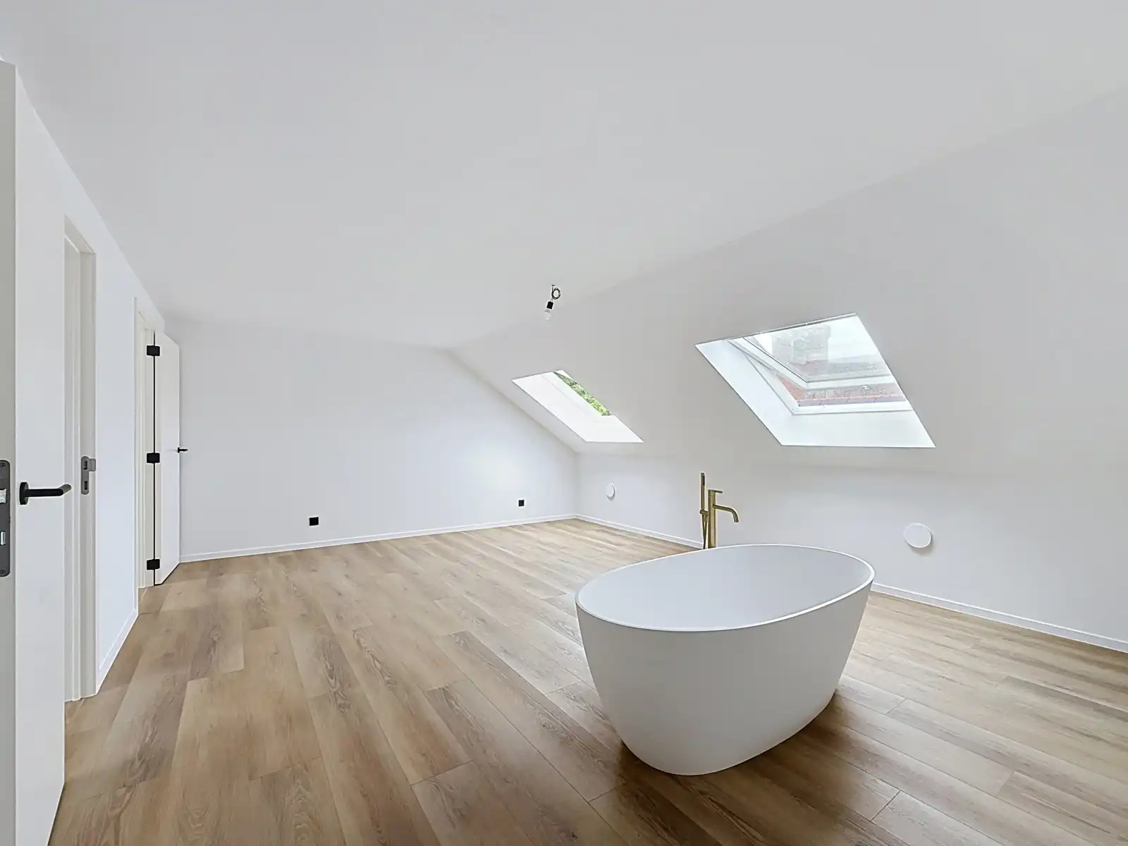 Luxe nieuwbouwwoning - 4 slpks  foto 12