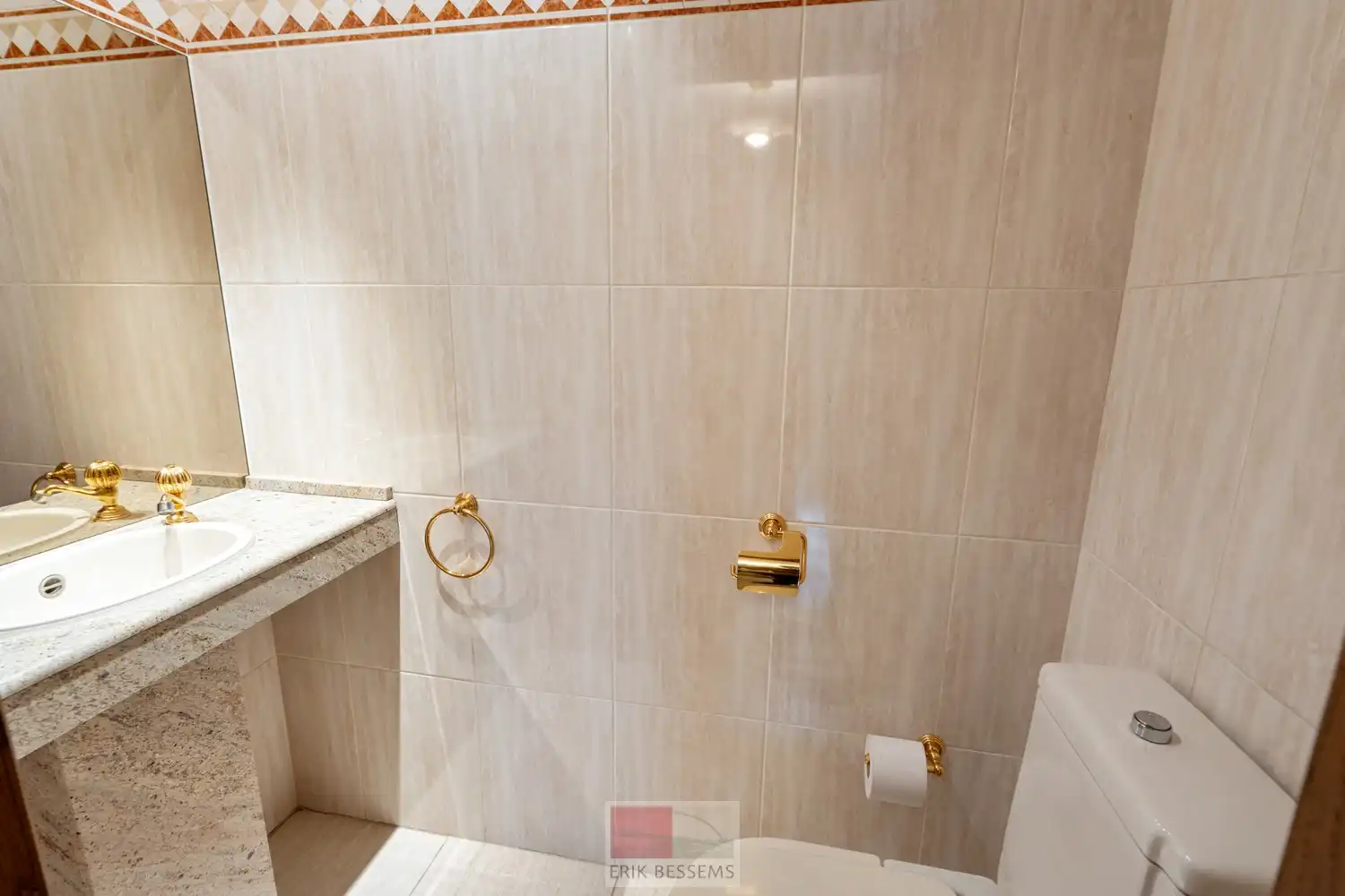Charmant appartement met 2 slaapkamers van circa 140 m² in het centrum van Lanaken. foto 5
