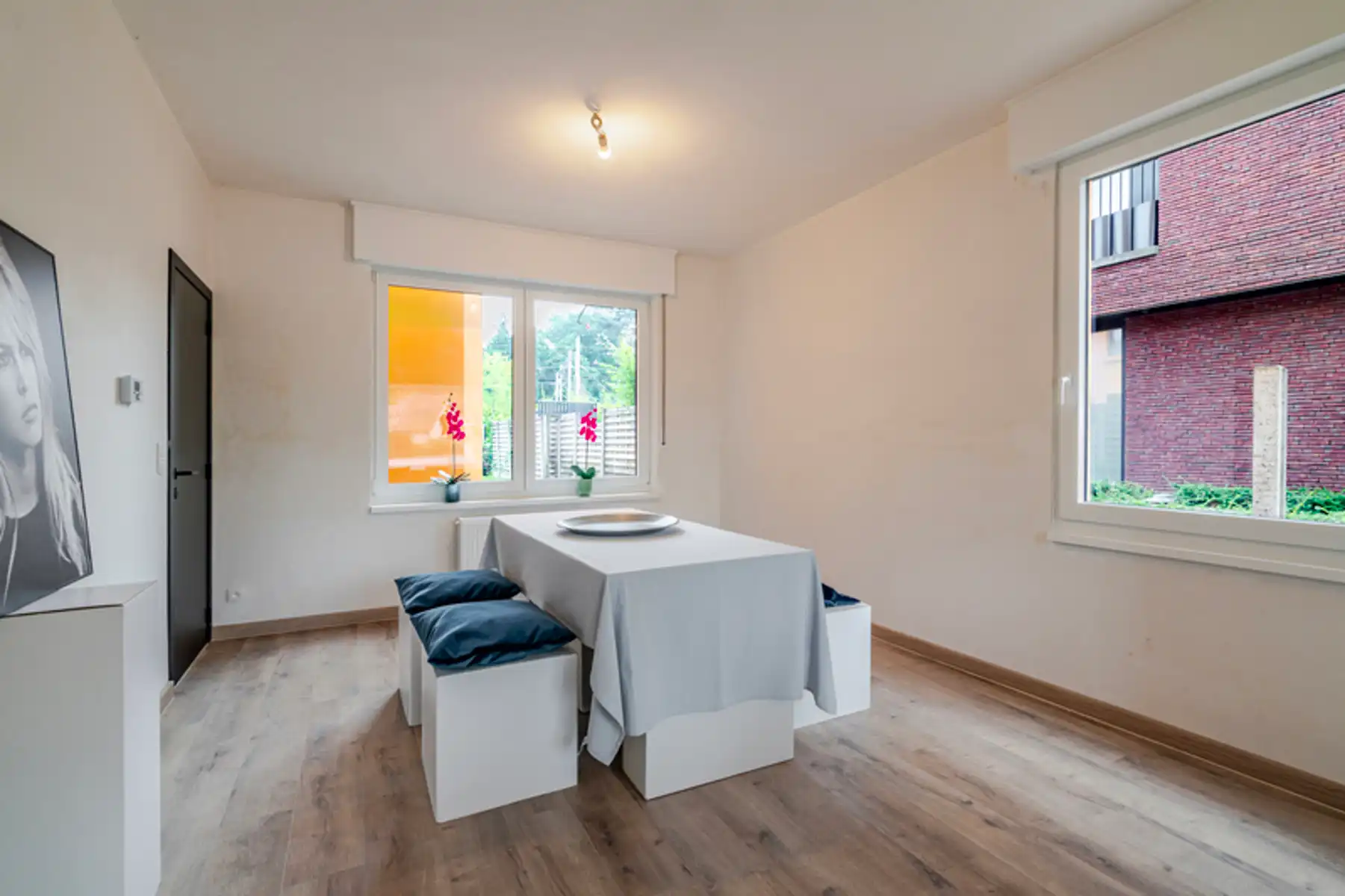 Gerenoveerde gezinswoning met 4 slpk aan station van Beernem foto 6