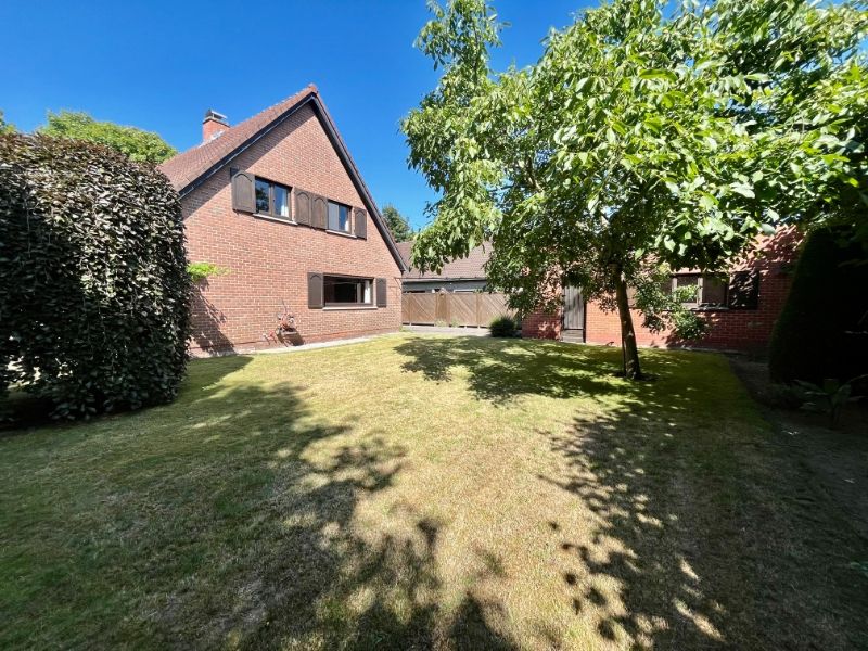 CHARMANTE VILLA IN RUSTIGE WOONWIJK MET UITSTEKENDE LIGGING foto 13
