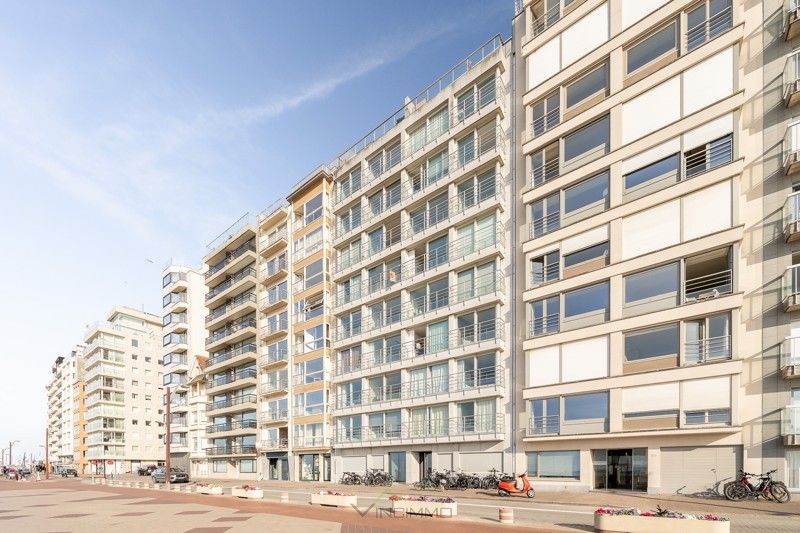 Prachtig gerenoveerd appartement op de Zeedijk met adembenemend zicht op zee foto 3