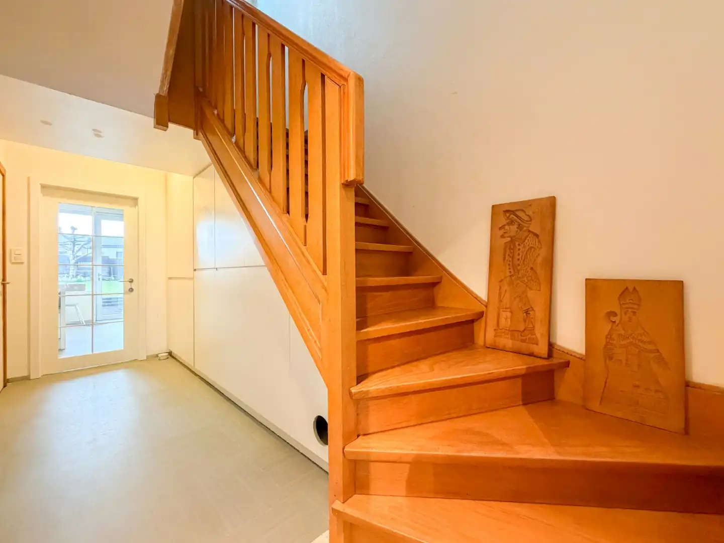 Prachtige gezinswoning met mooie tuin en bijgebouw, instapklaar afgewerkt, Torhout. foto 13