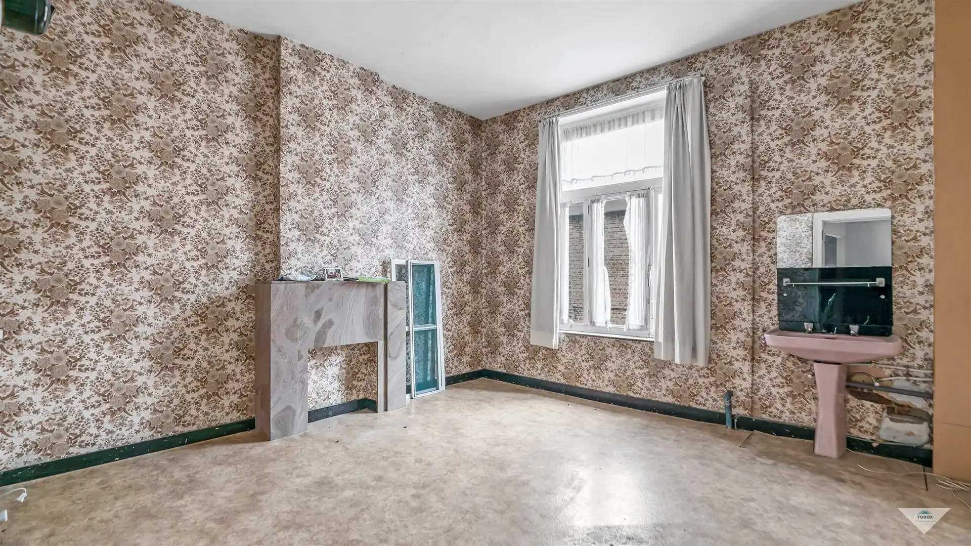 Te renoveren rijwoning met 3 slaapkamers op topligging foto 9