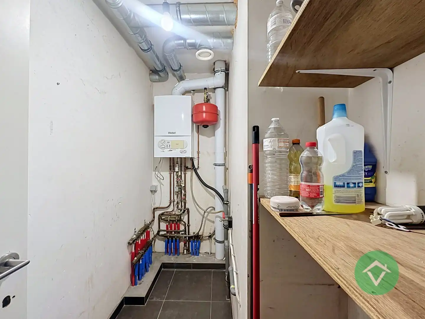 Geïnstalleerd en lichtrijk appartement met twee slaapkamers te Moere, Gistel foto 13