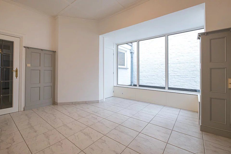 Rijwoning te koop nabij centrum foto 15