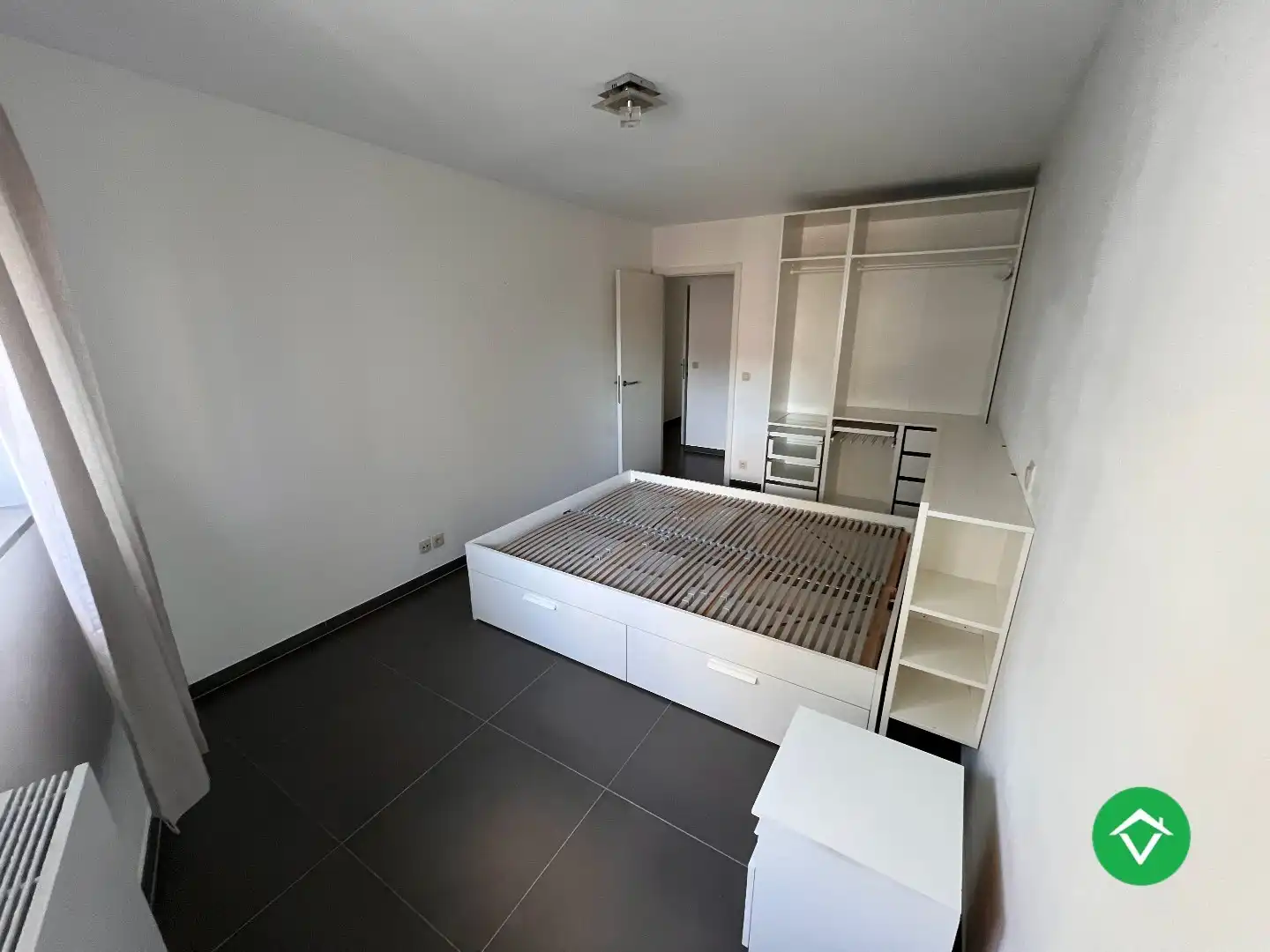 Appartement met 2 slaapkamers en ruim terras te Oostende foto 13