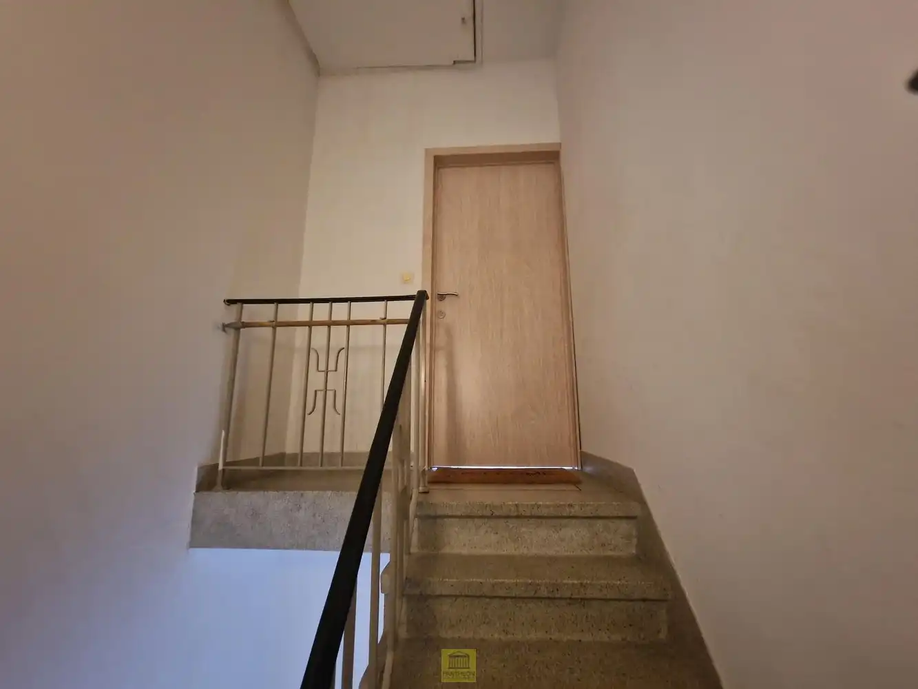 Aantrekkelijk 2-slaapkamerappartement rustig doch centraal gelegen. foto 17