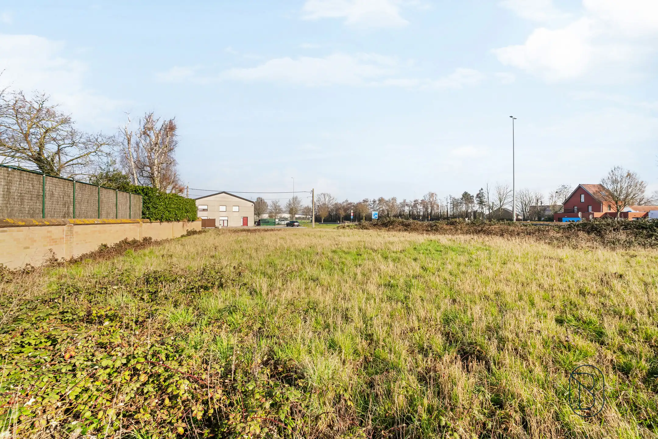 Topgelegen bouwgrond met veel potentieel!  foto 6