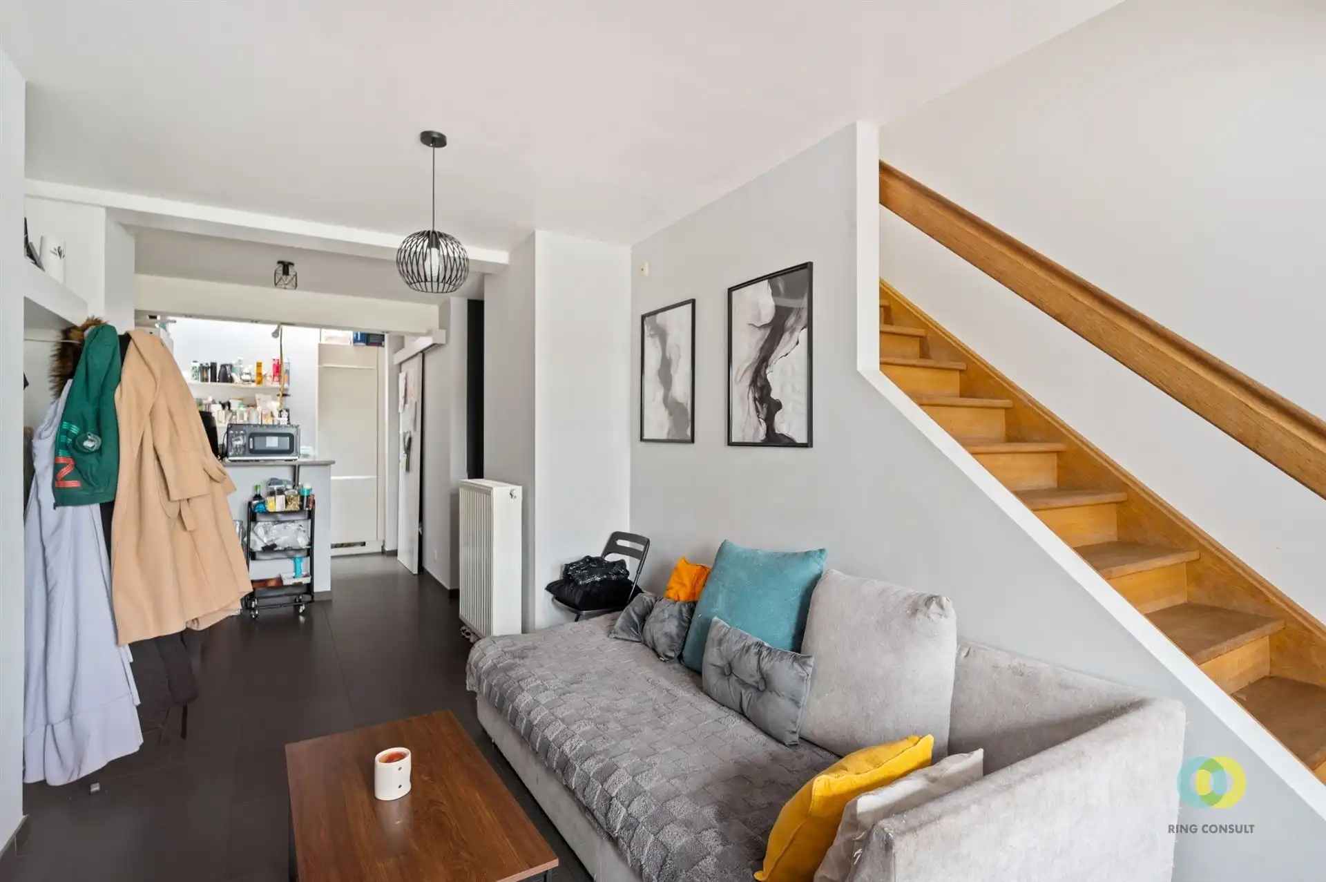 Woning met commercieel gelijkvloers en een goed rendement foto 5
