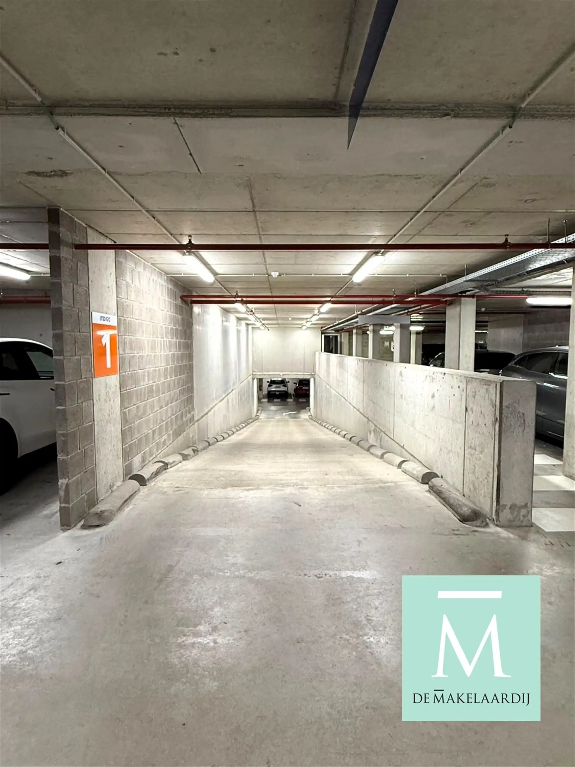 Autostaanplaats te huur in hartje Mechelen! foto 2