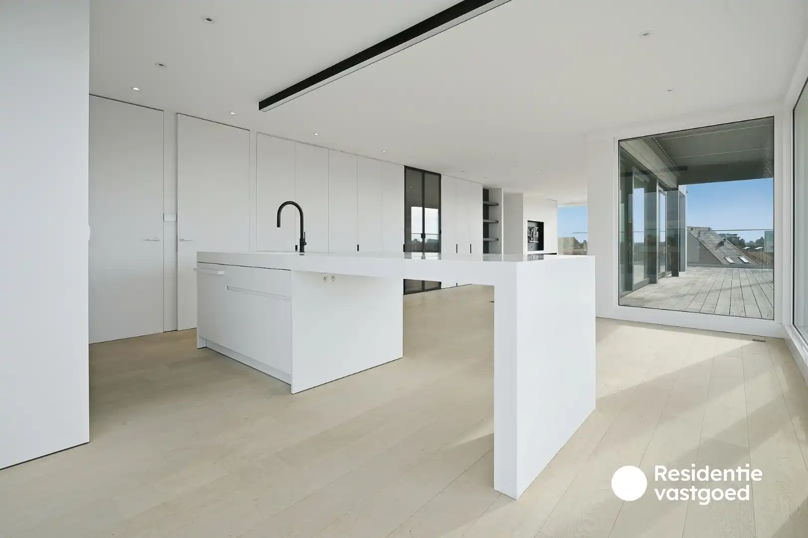 Exclusief penthouse in centrum Diksmuide! foto 8