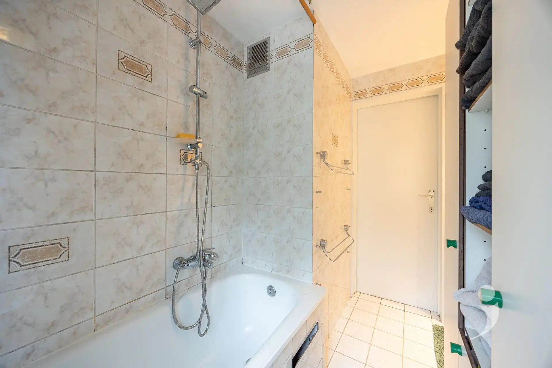 Rustig en uitstekend gelegen woning met 4 slaapkamers foto 23