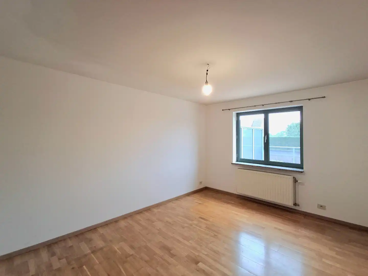 RUIM EN ENERGIEZUINIG APPARTEMENT IN HET CENTRUM VAN KNESSELARE foto 8
