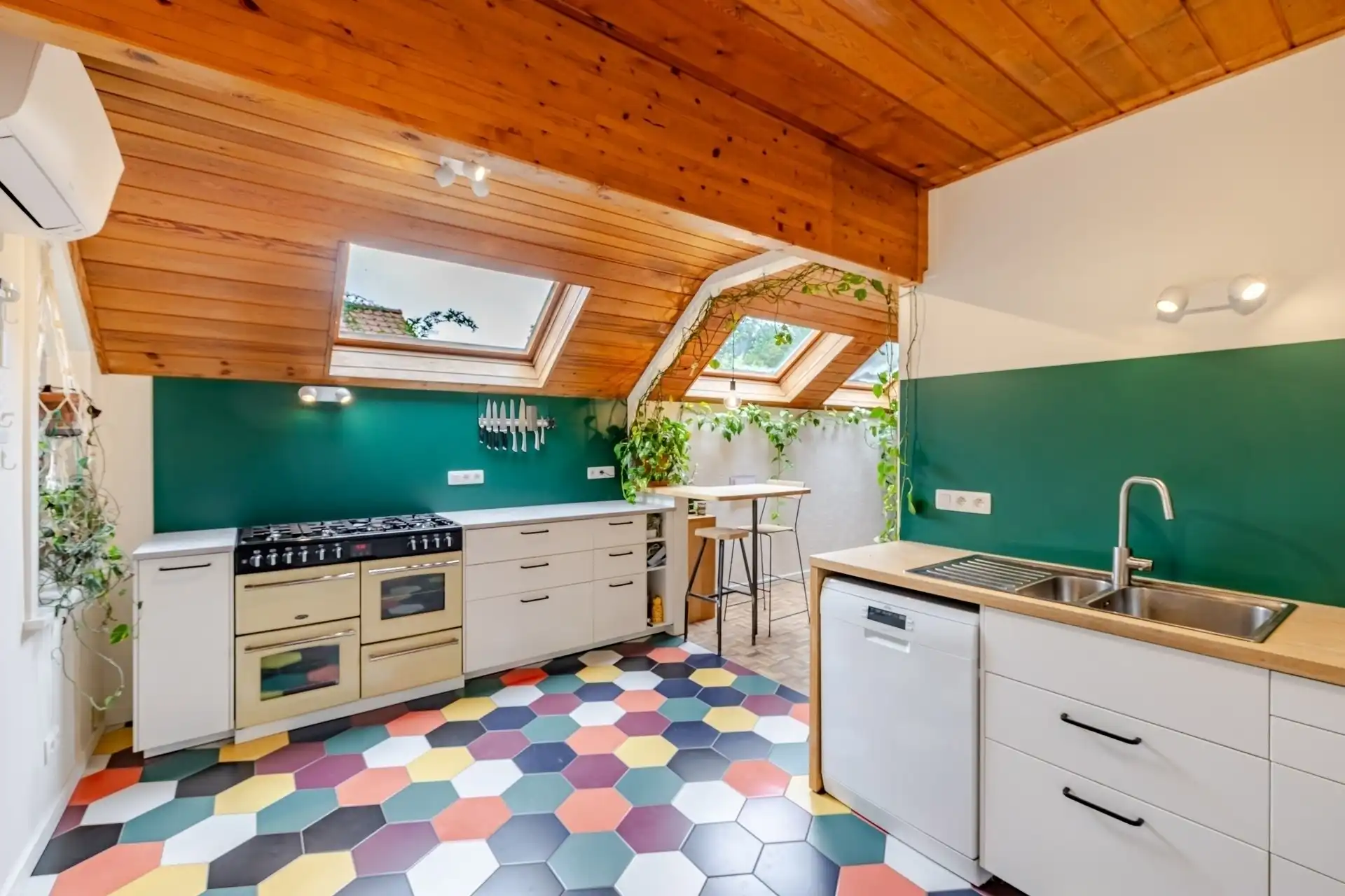 Karaktervollevrijstaande woning met EPC label A in Wichelen. foto 16