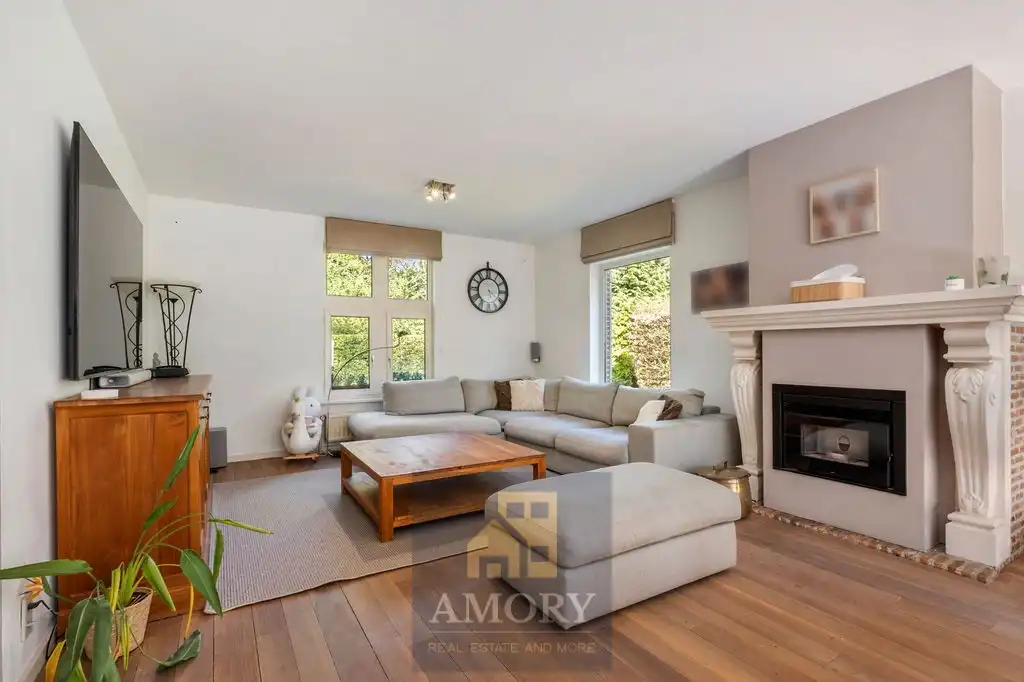 Karaktervolle villa met uitzonderlijke tuin op toplocatie! foto 9