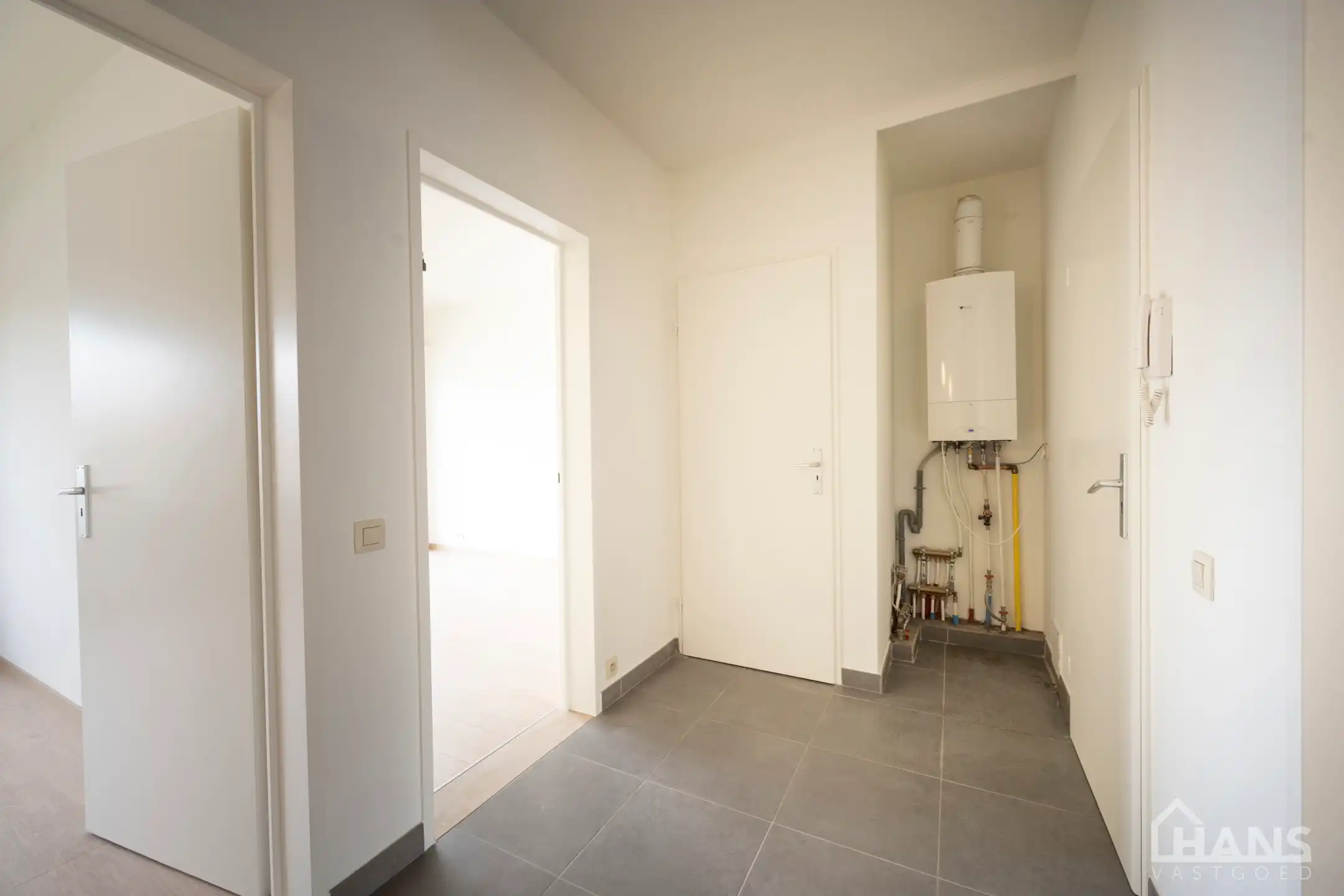Opgeknapt appartement met garagebox; foto 6