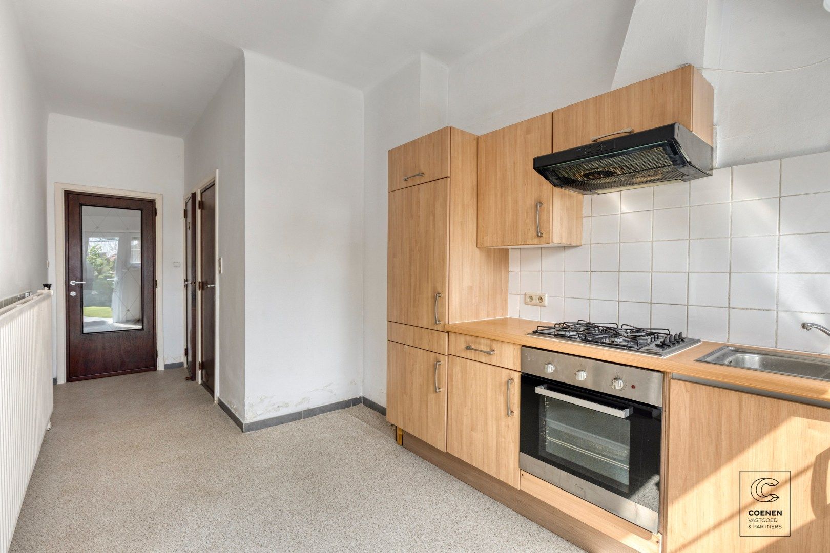 Handelshuis van 220 m², drie slaapkamers en veel potentieel! foto 13