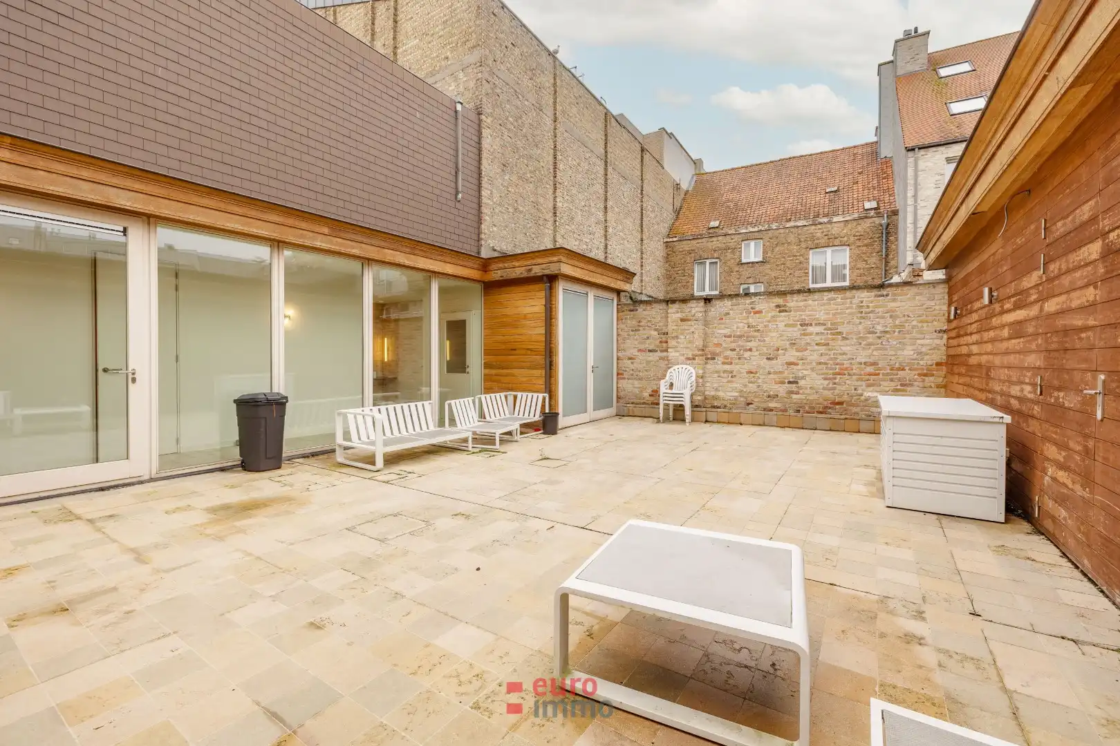 Verhuurd handelspand (toprendement!) met authentieke charmegevel in Nieuwpoort! foto 16