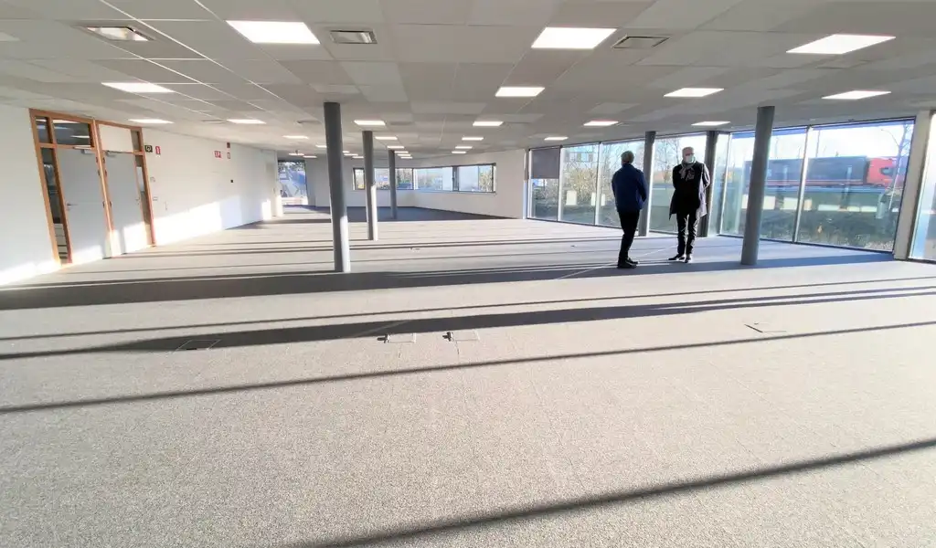 Strategisch gelegen eigentijdse kantoren te huur in Merelbeke-Melle foto 6