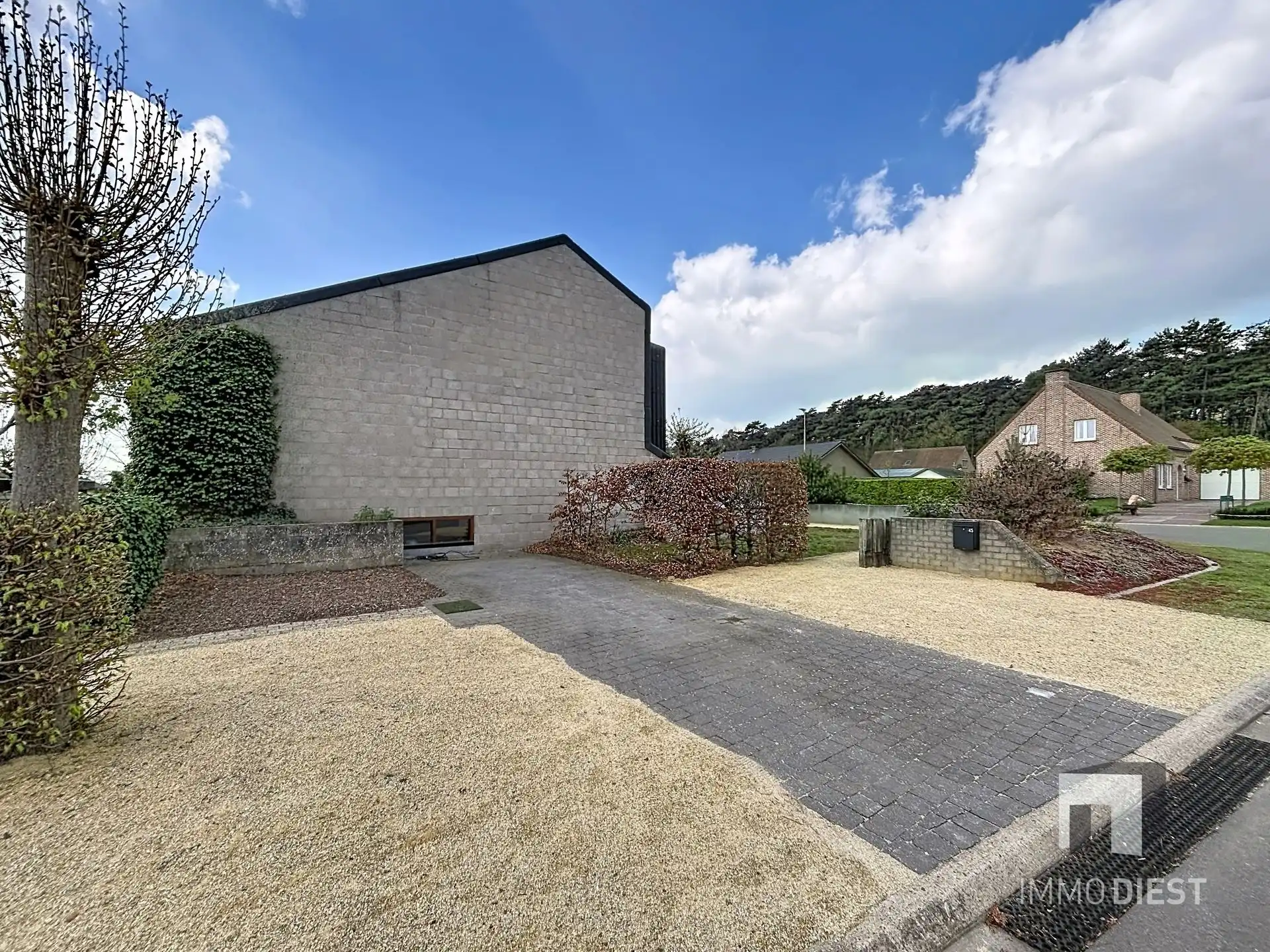 Bijzondere woning, lichtrijk, open en 3 slaapkamers foto 44