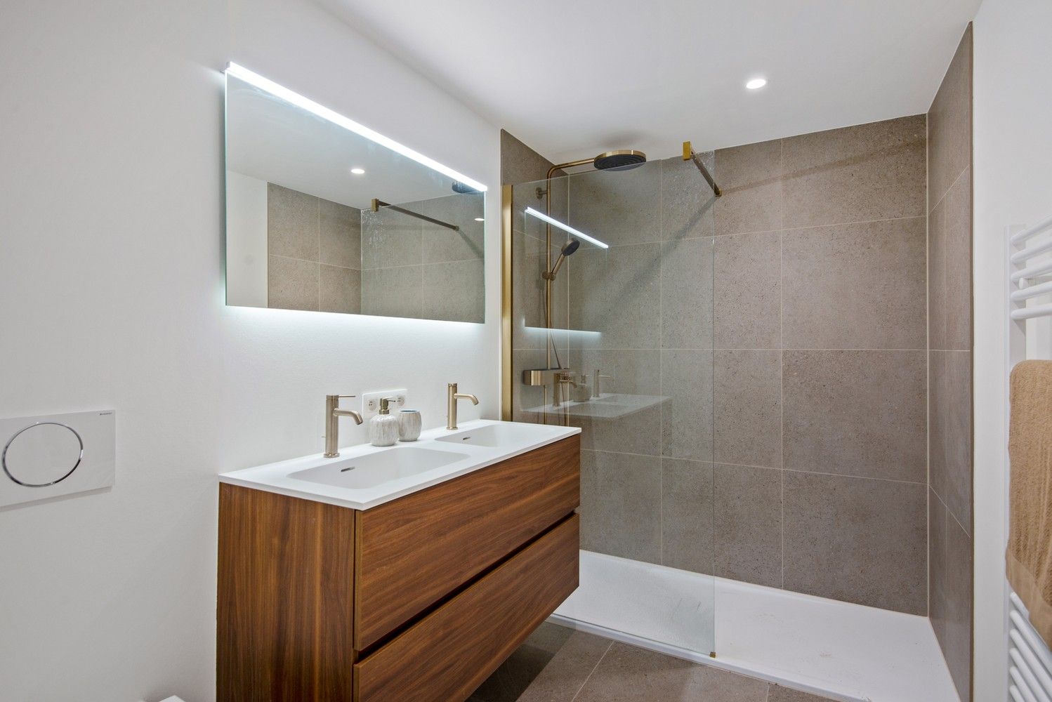 Stijlvol 3-slaapkamerappartement met wintertuin in hartje Lier foto 11