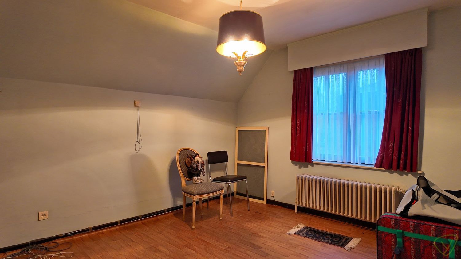 Ruime gezinswoning met grote tuin te huur in Zomergem! foto 14