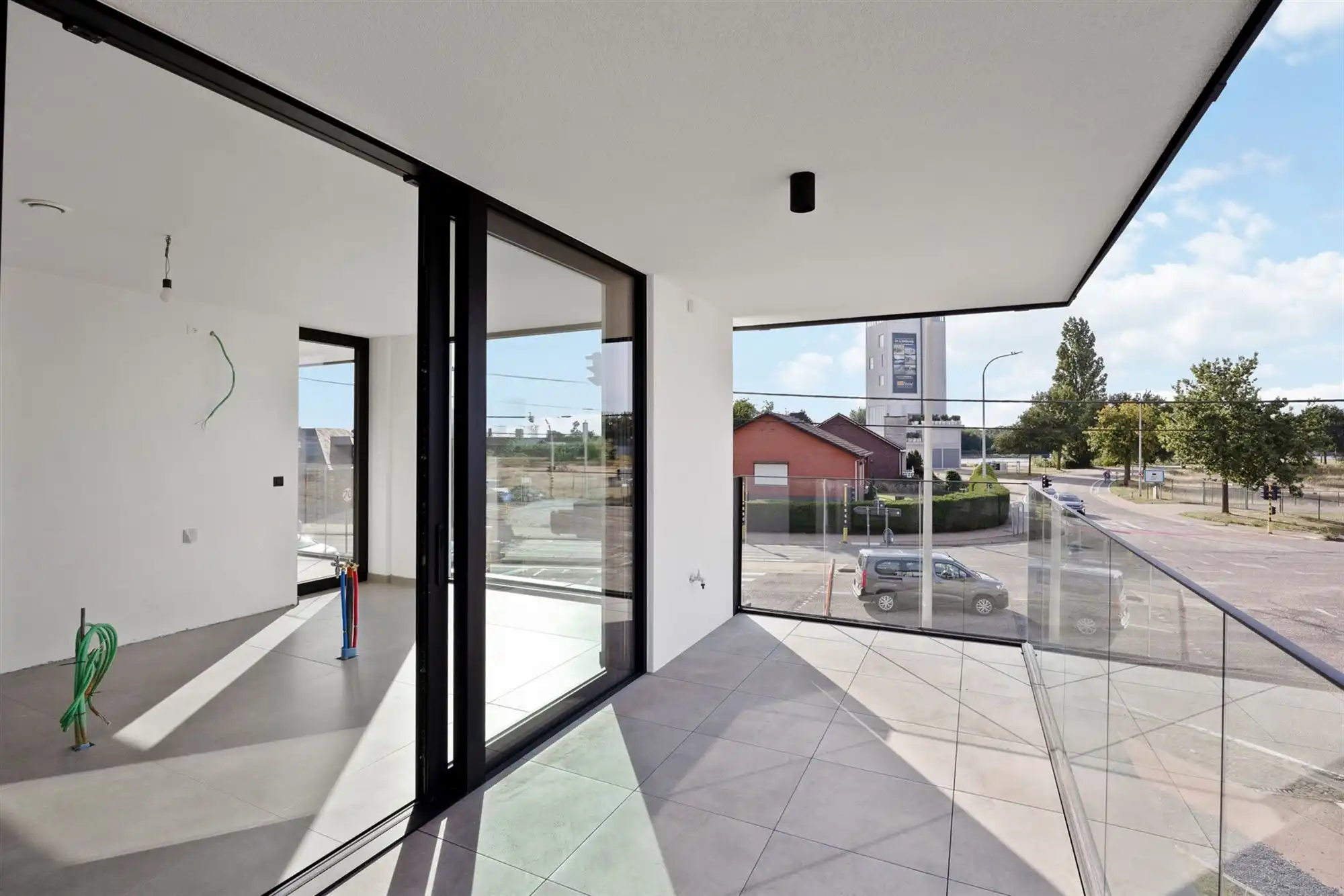 NIEUWBOUW APPARTEMENT VAN 113M² MET 2 SLAAPKAMERS EN TERRASSEN MET MOGELIJKHEID TOT AANKOOP 6% BTW! foto 4