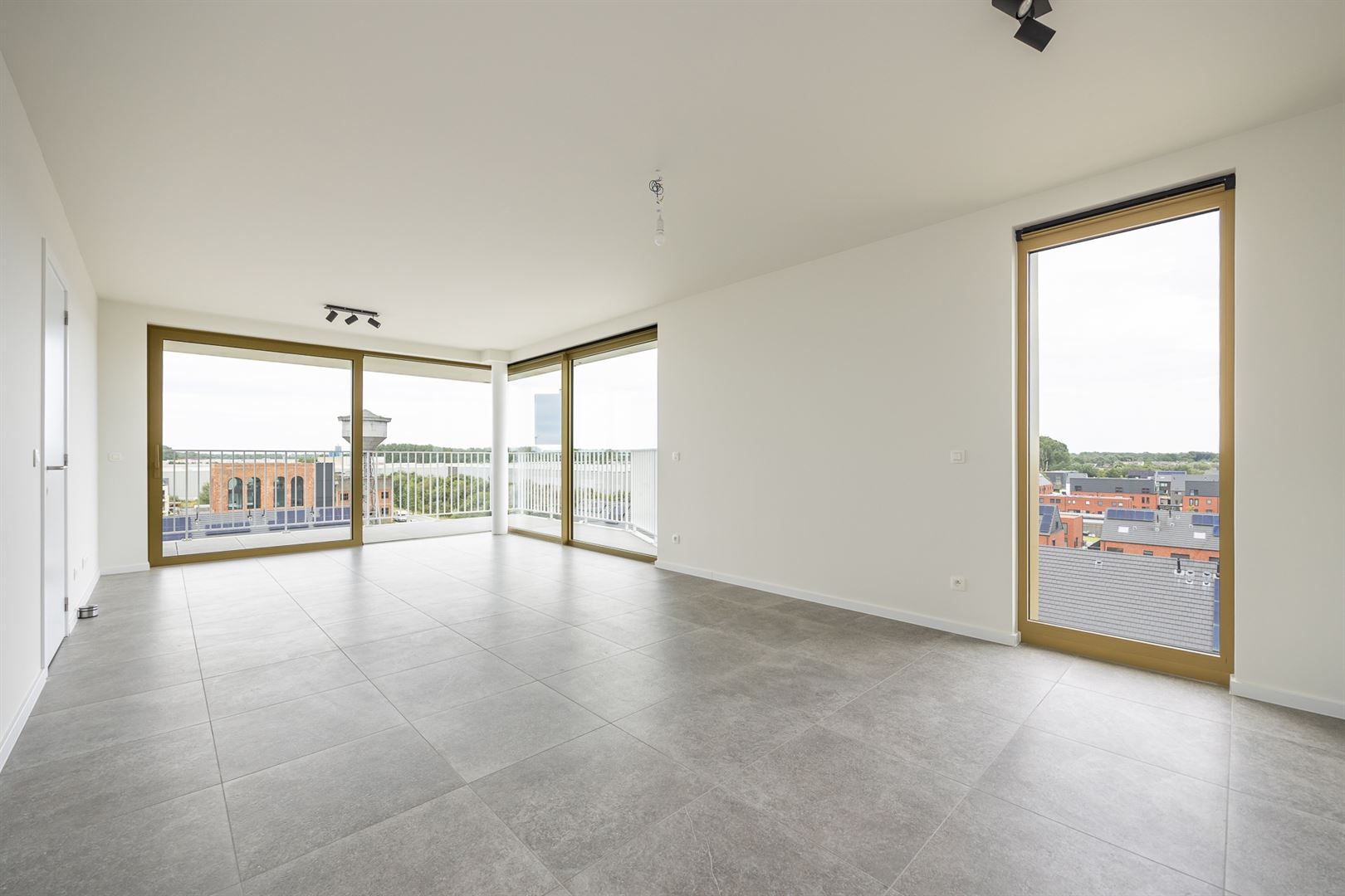 nieuwbouw appartement met uniek vergezicht foto 3