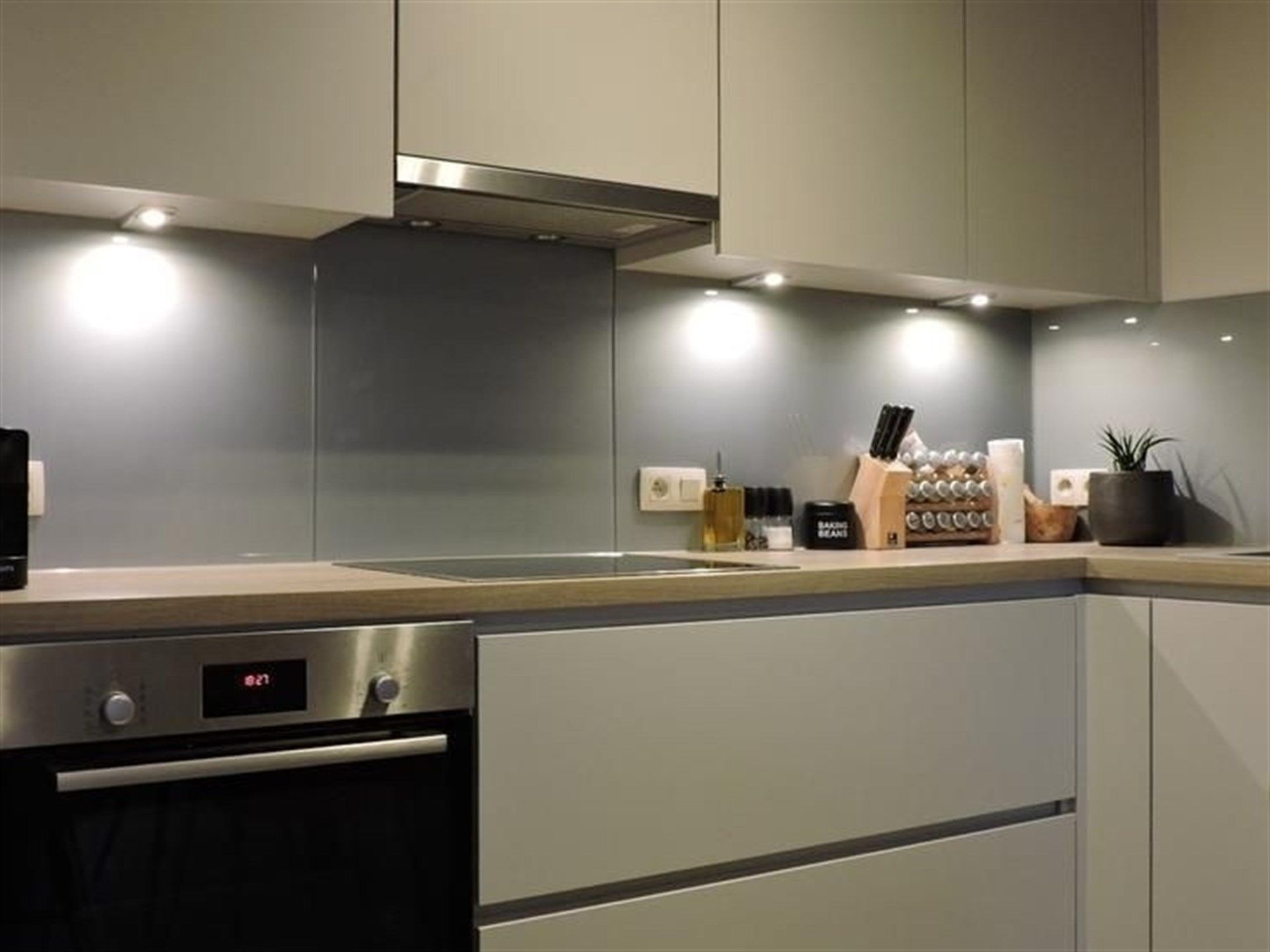 RUIM EN MODERN DUPLEX-APPARTEMENT IN OOSTERZELE  foto 12