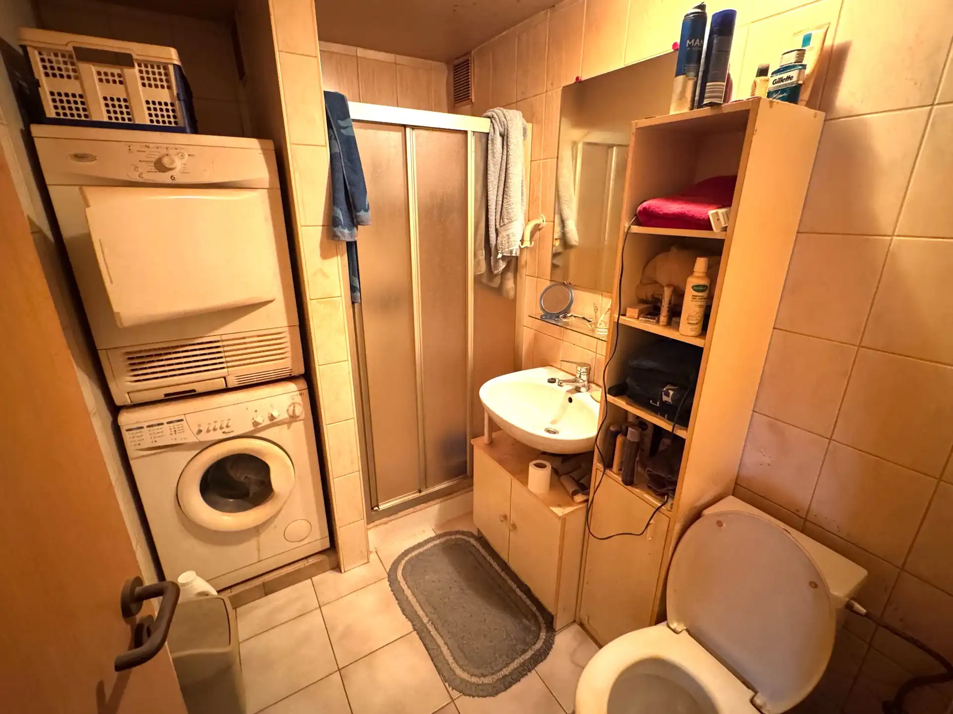 Aangenaam duplex-appartement in Bredene – licht op te frissen naar eigen smaak. foto 8