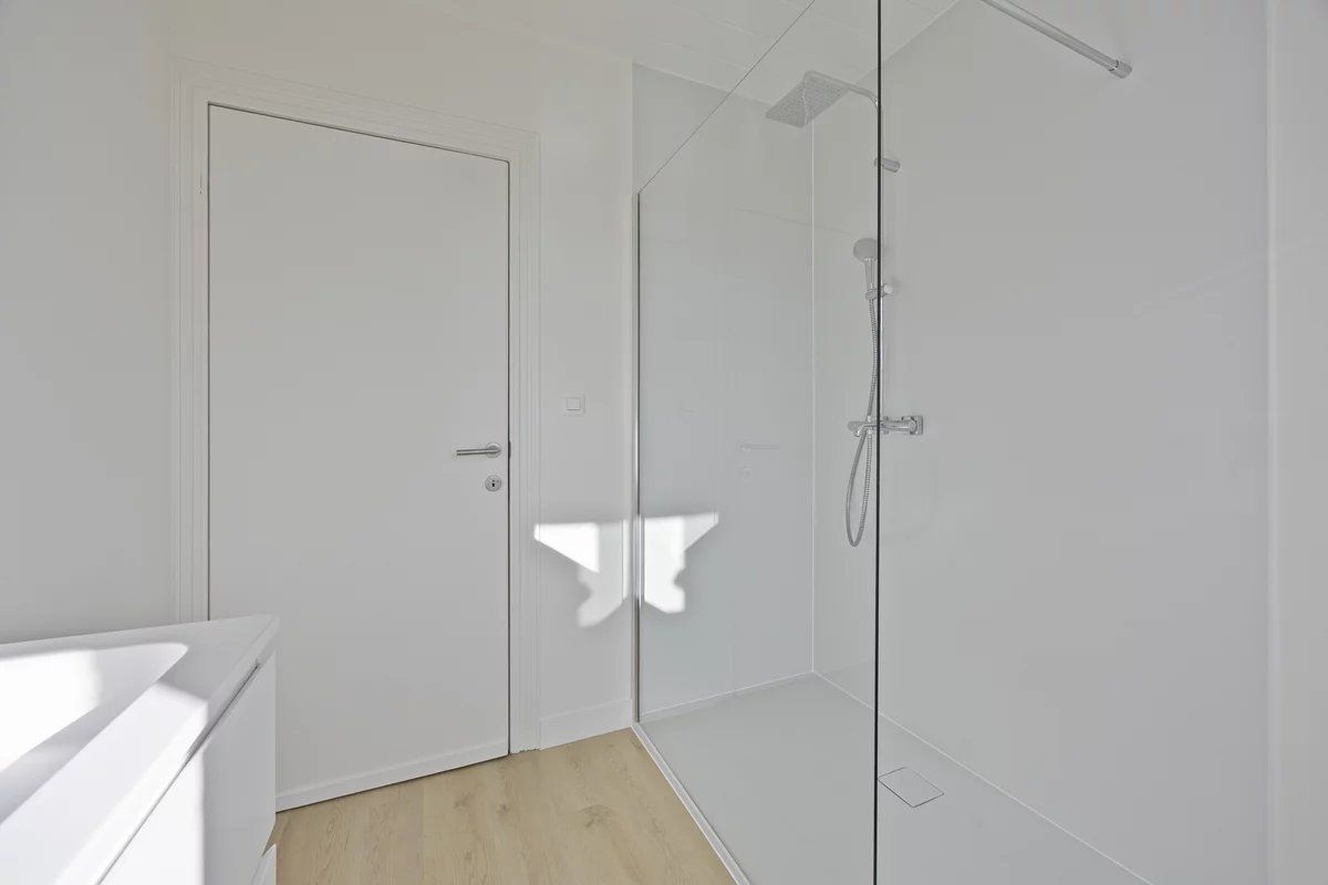 GERENOVEERDE INSTAPKLARE WONING MET 3 SLPK'S IN KESSELT (LANAKEN) foto 22