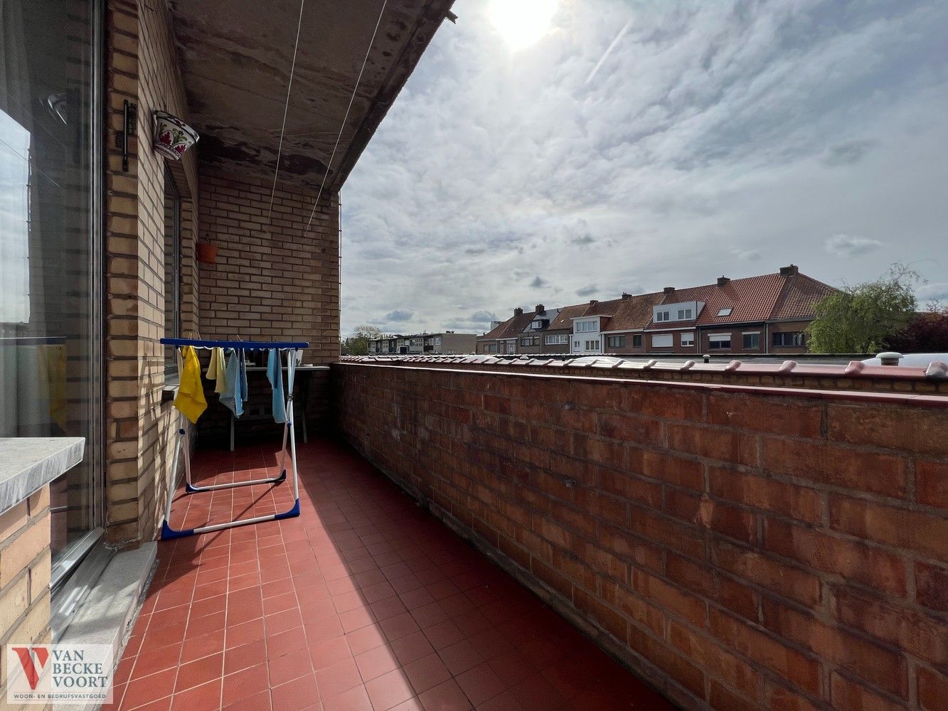 Tweeslaapkamer appartement met zicht op Sint-Janskerk en pleintjes foto 14