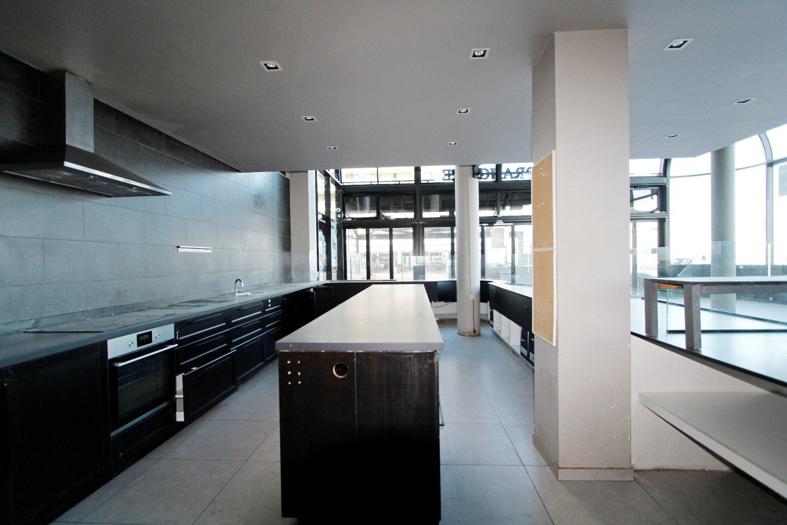 HOEK horecapand op Van Bunnenplein 12 Knokke te huur foto 18