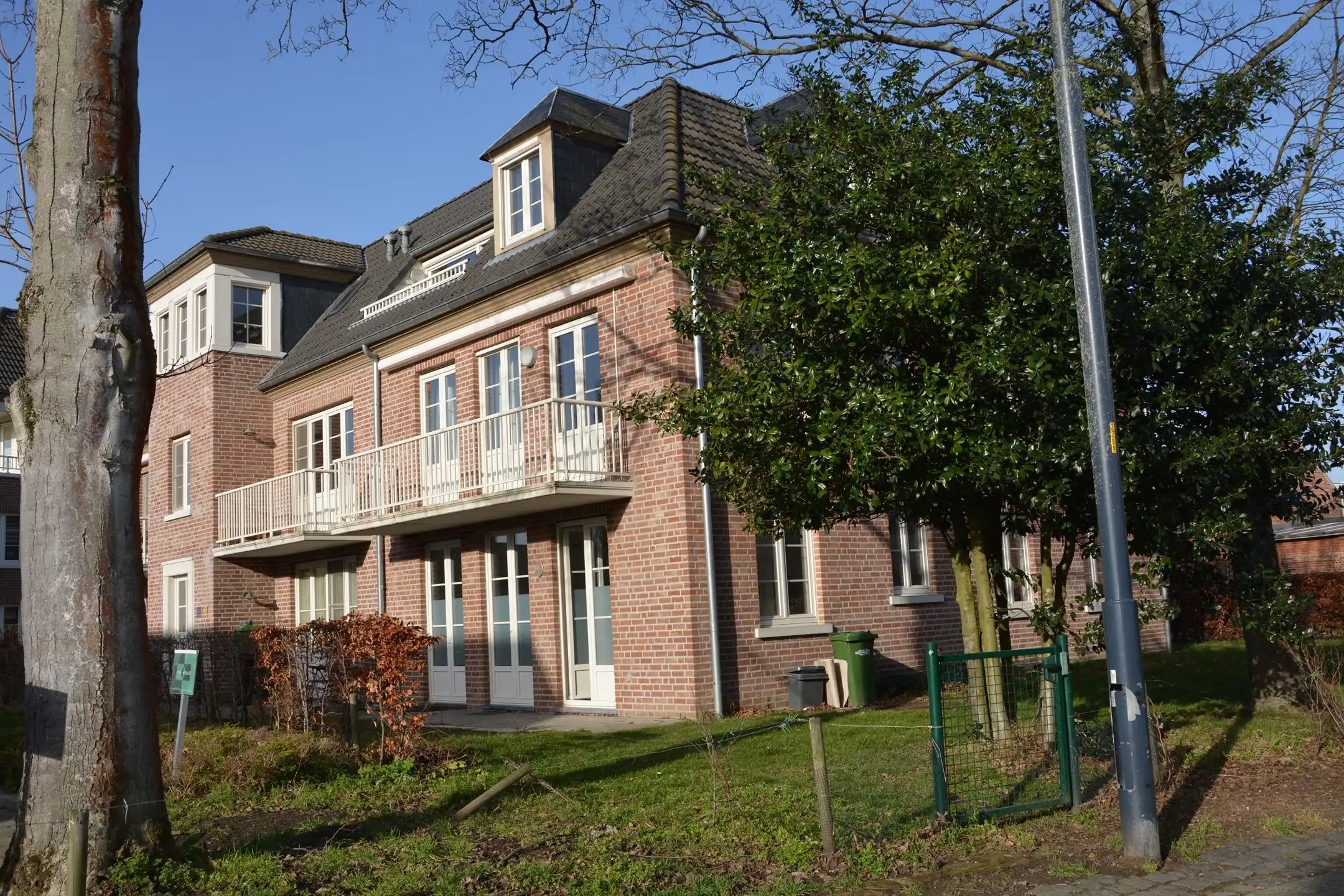 Appartement te huur foto {{pictureIndex}}