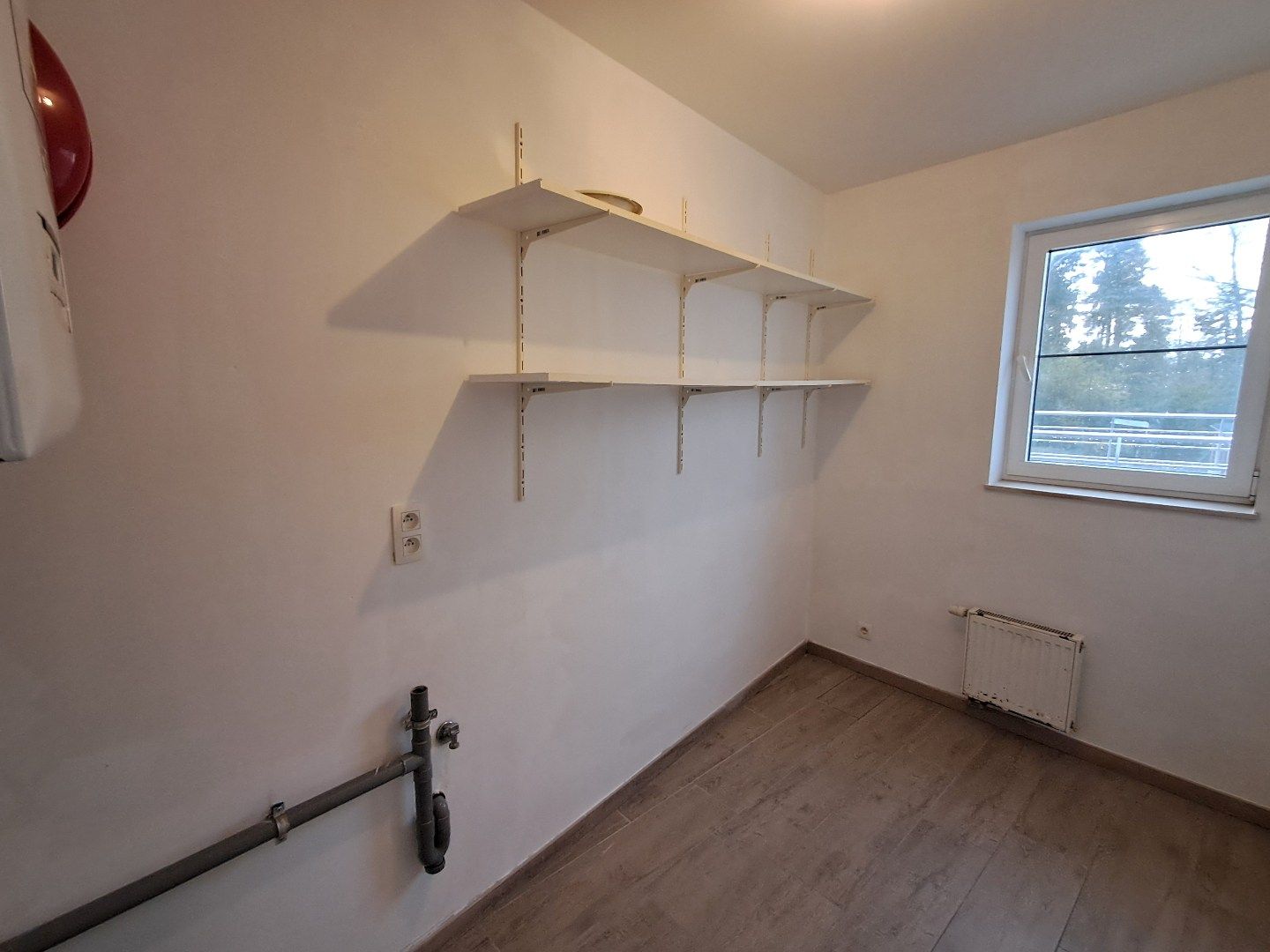 Ruim appartement met prachtig terras te Sijsele! foto 9