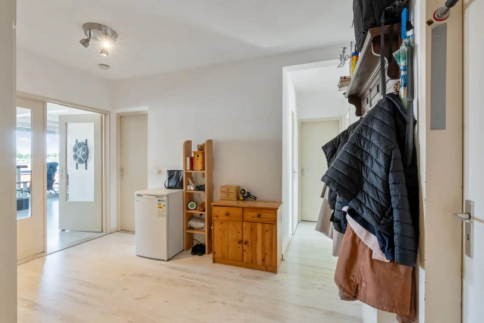 Functioneel investeringsappartement voorzien van 3 slaapkamers, een terras, autostandplaats en kelderberging!  foto 6